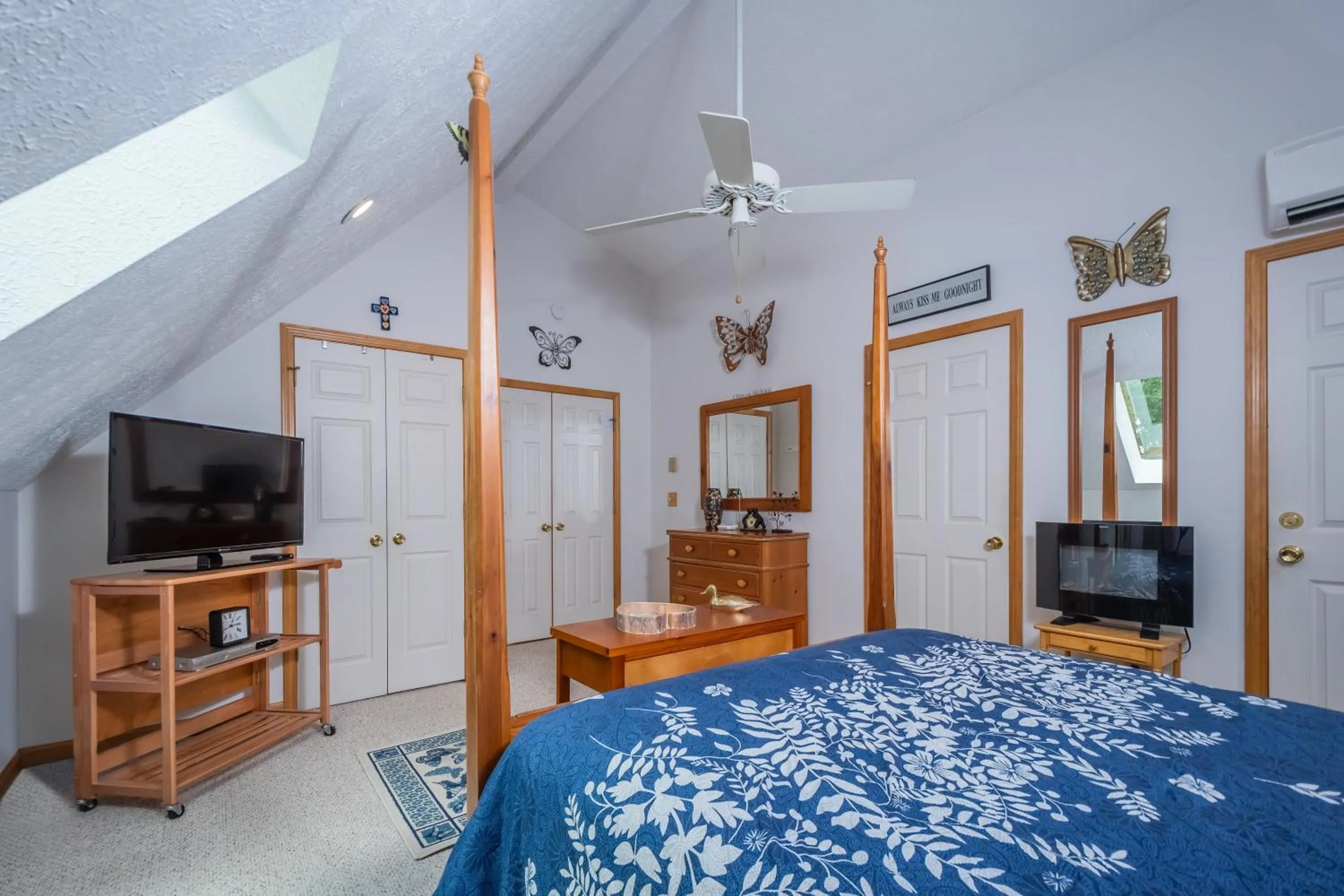 Property building, Bed in Heart and Soul