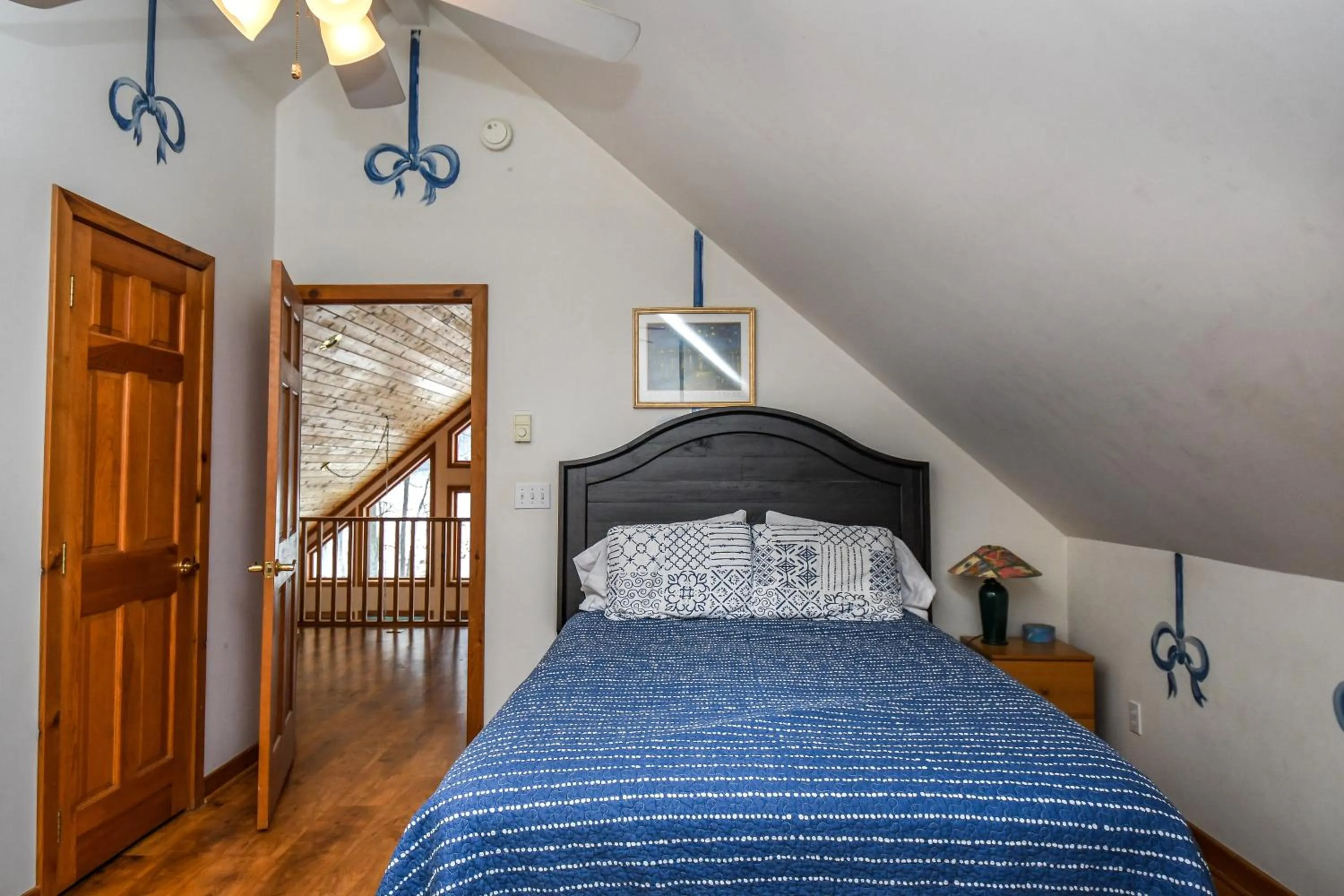 Bed in Over the Rainbow