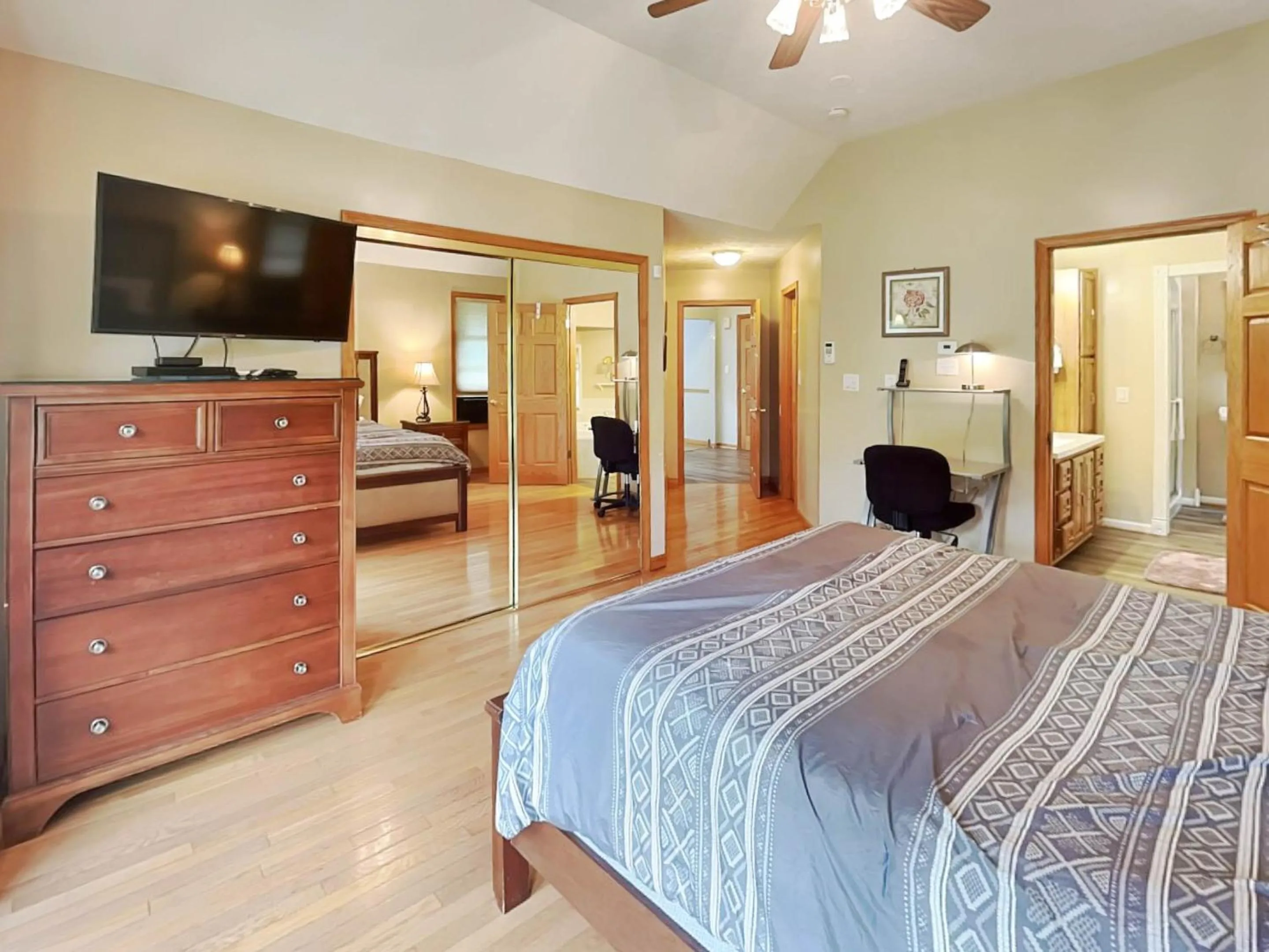 Bed in Beautiful Adventure