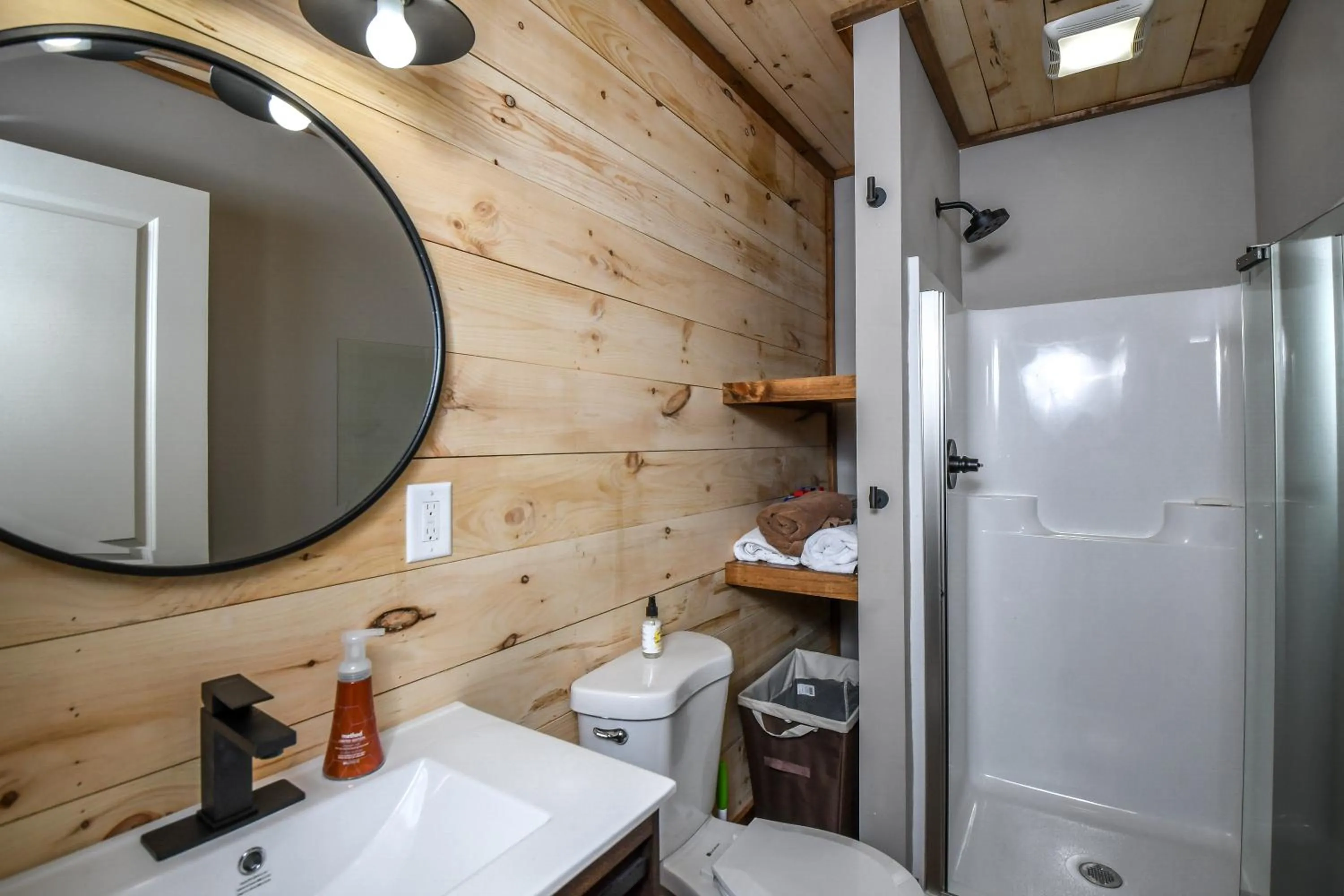 Property building in Kare Bear Cabin