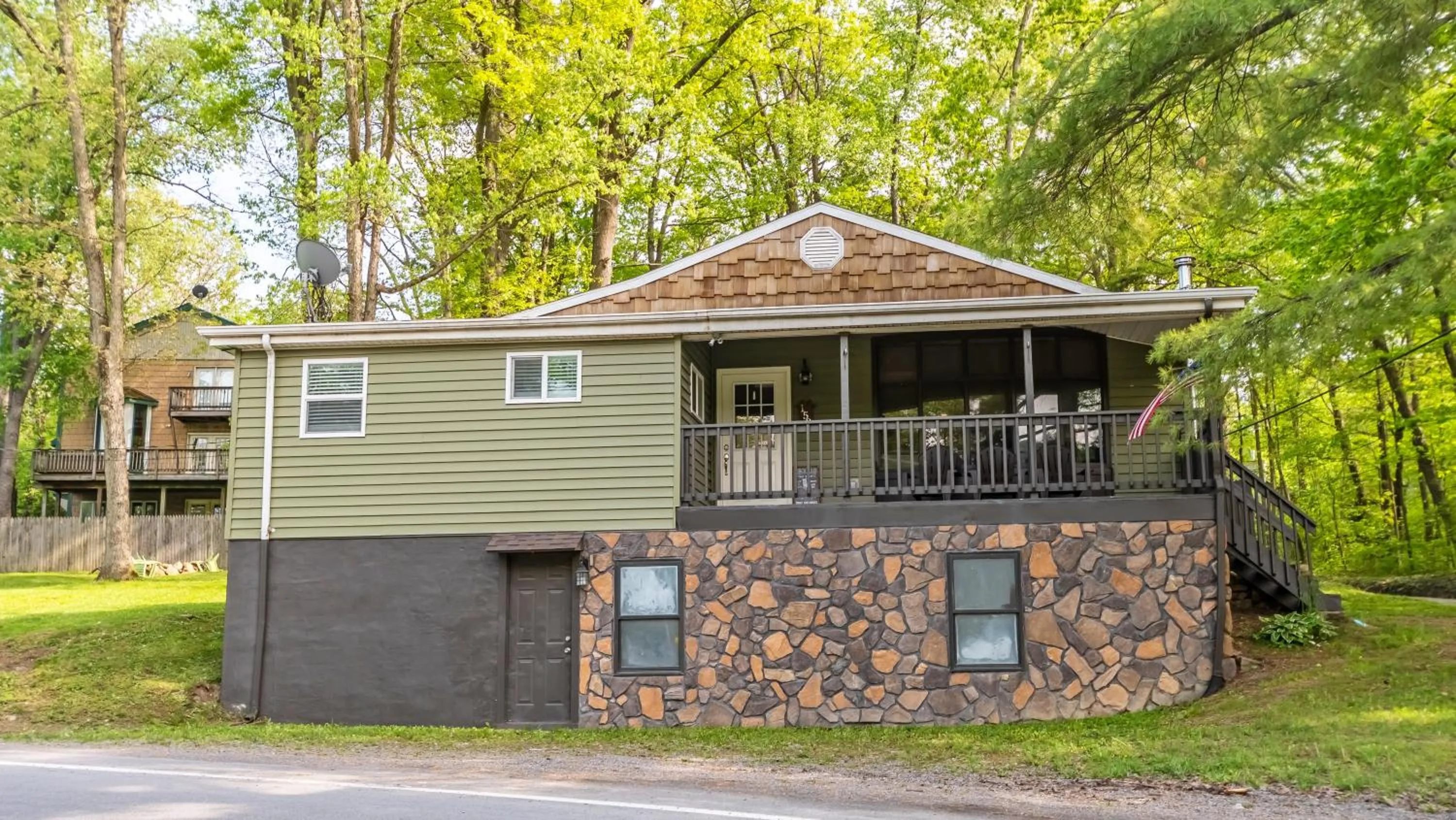 Property building in Kare Bear Cabin
