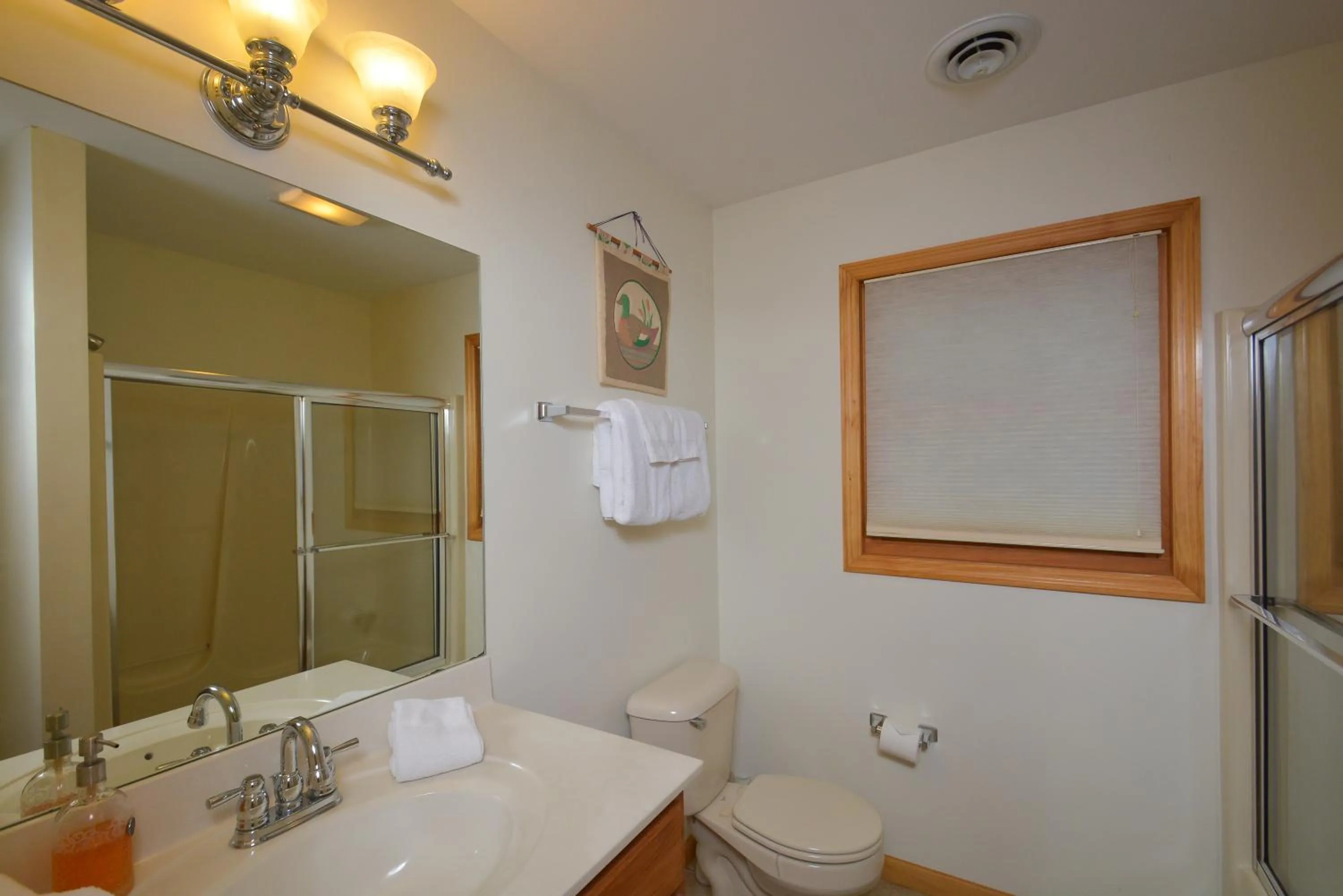 Property building in Sparkys Lodge