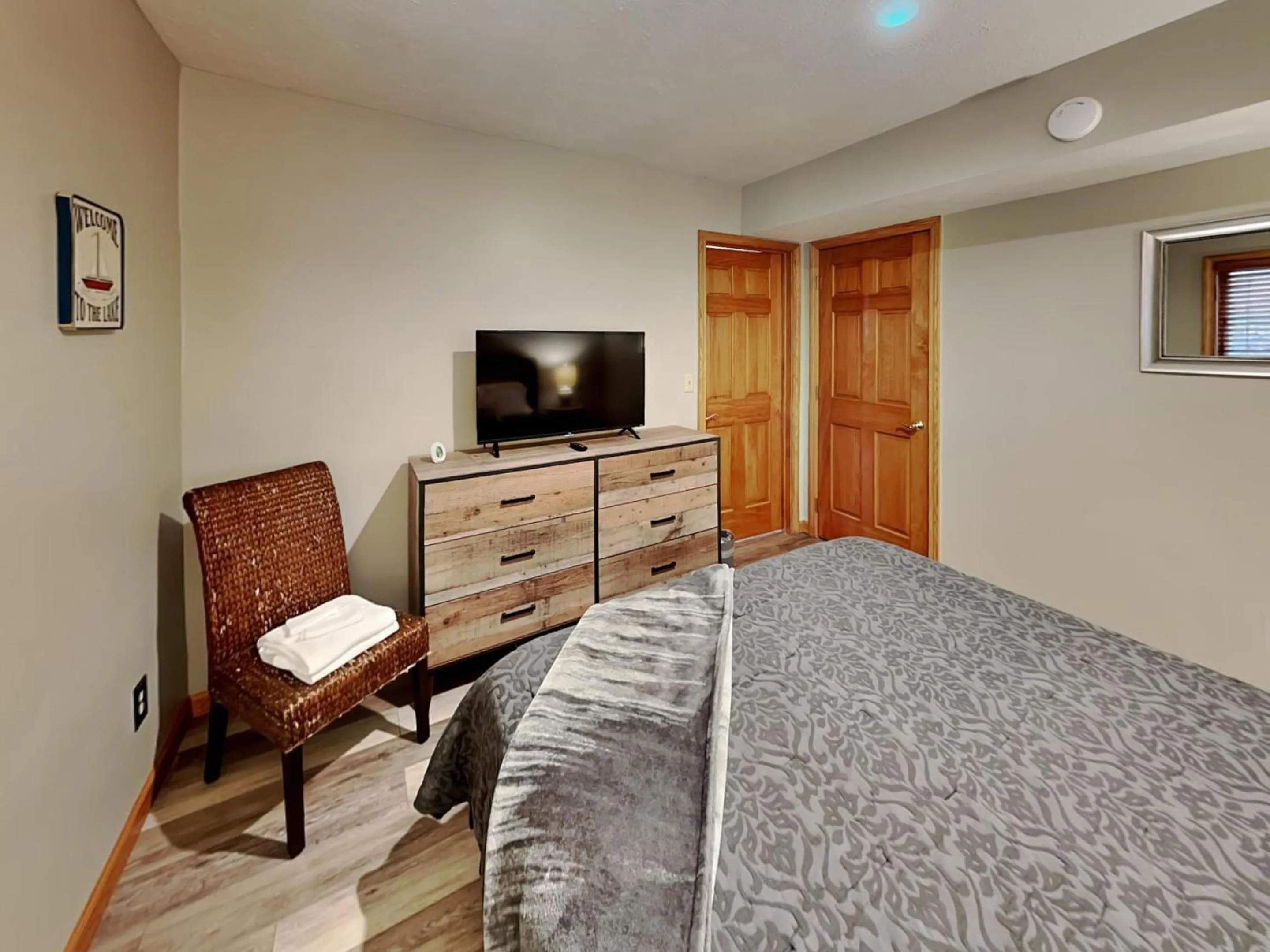 Bed in Picture Perfect