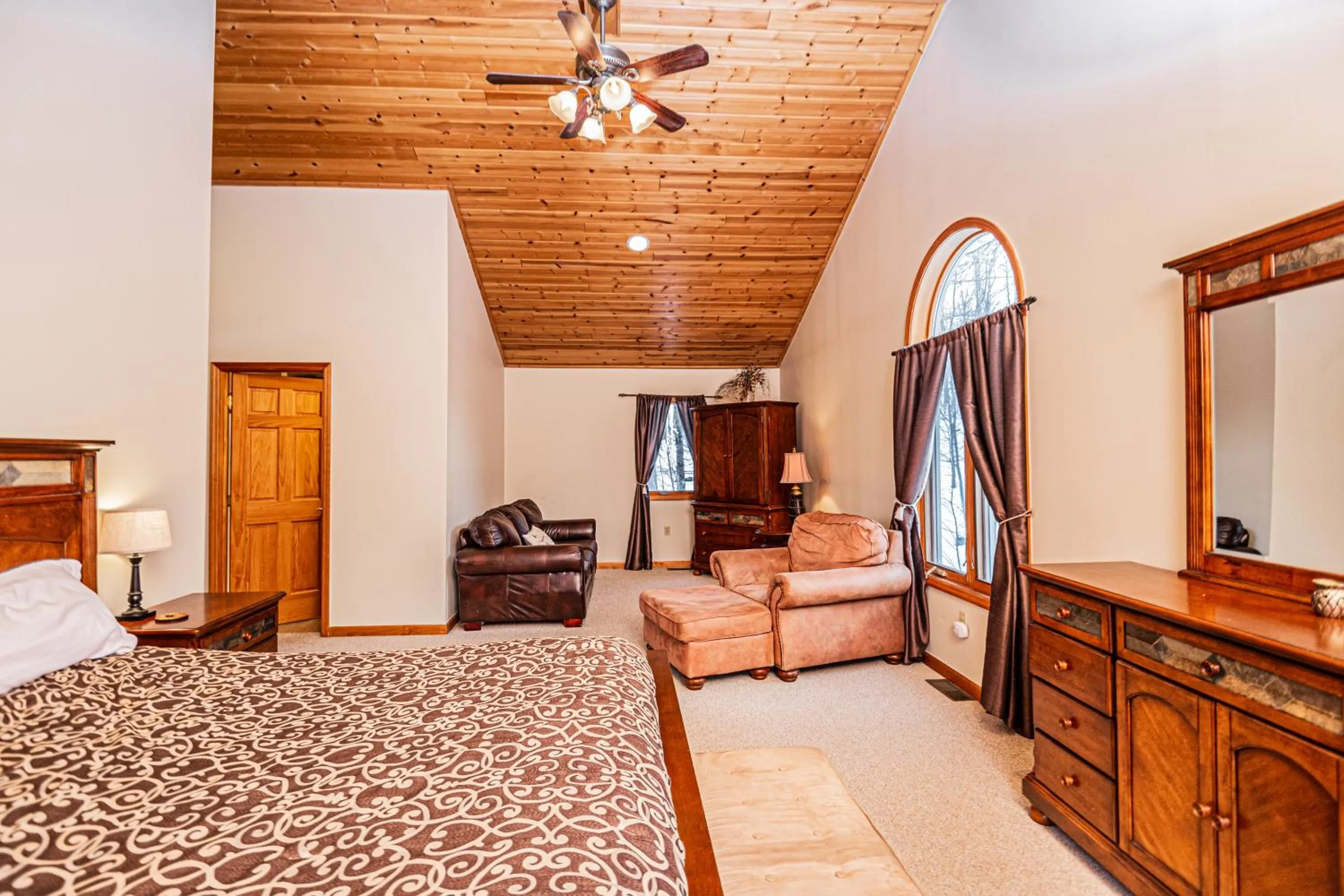 Bed in Rocky Adventures