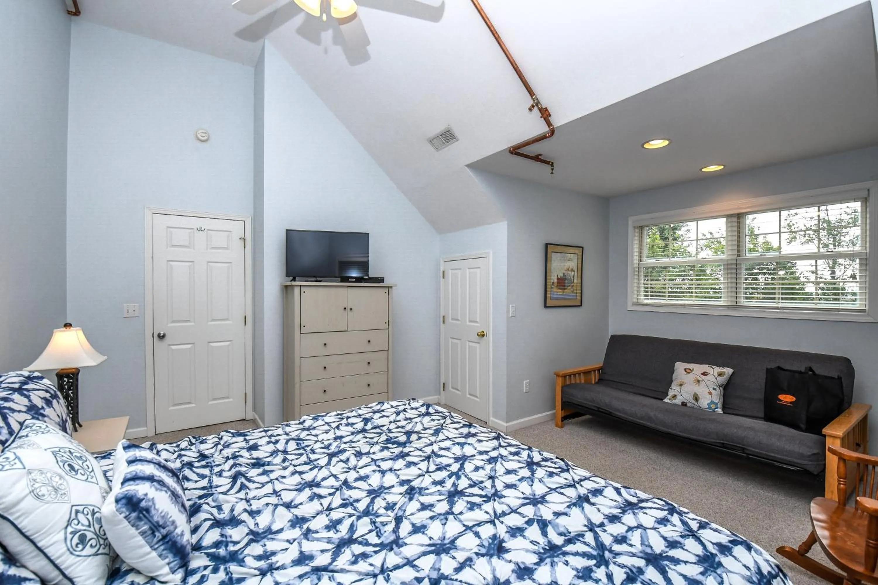 Property building, Bed in Castle in the Sky