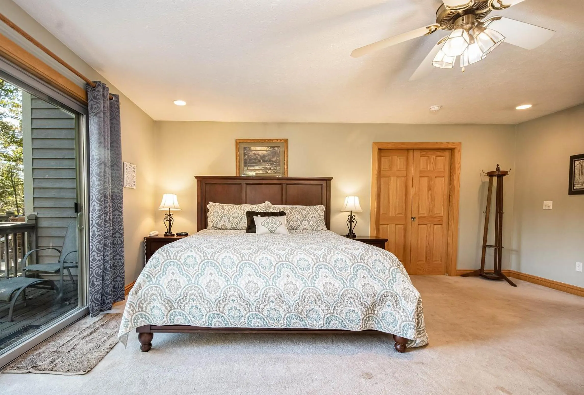 Property building, Bed in Fancy Free