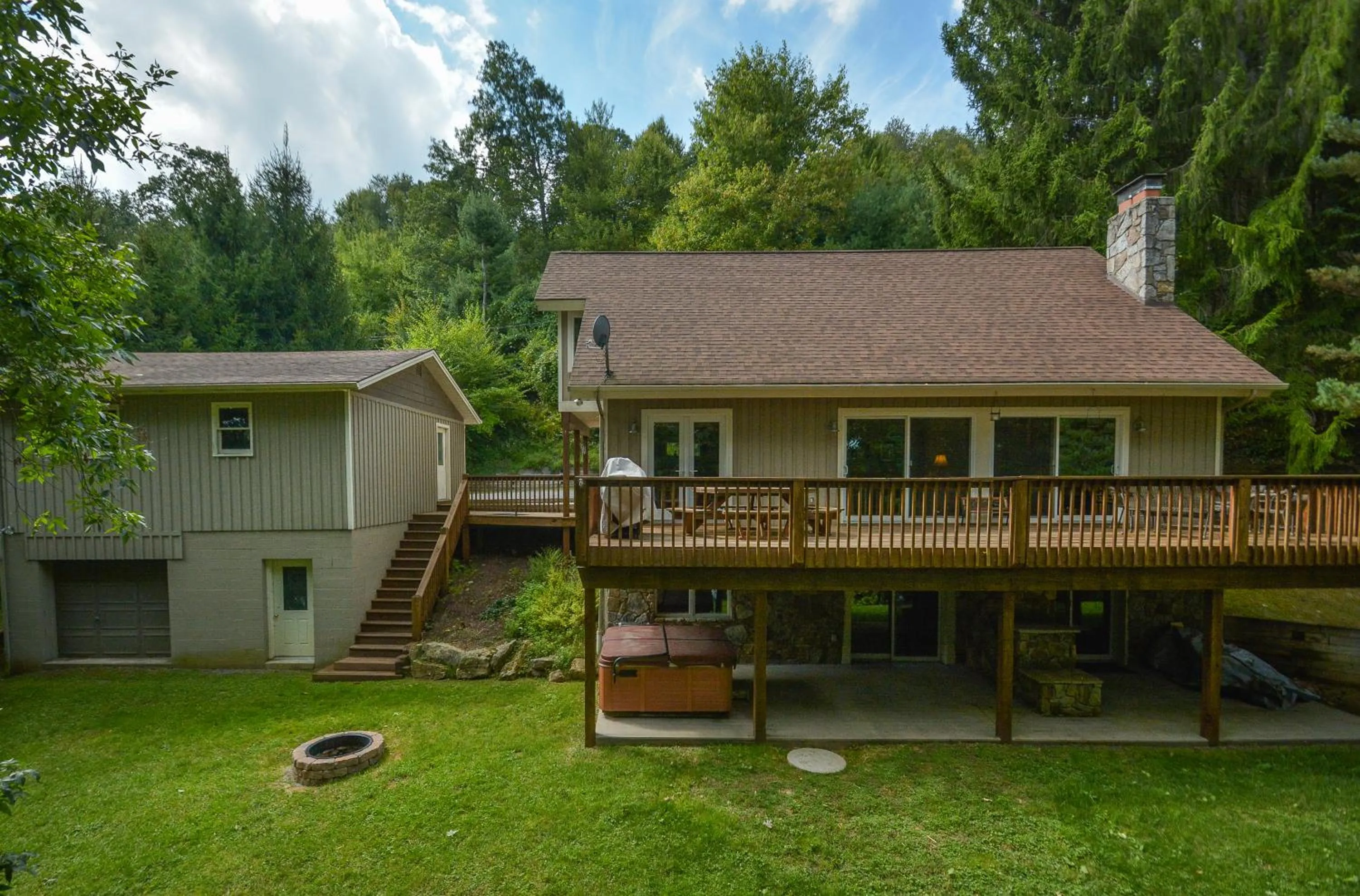 Property building in Lazy Days