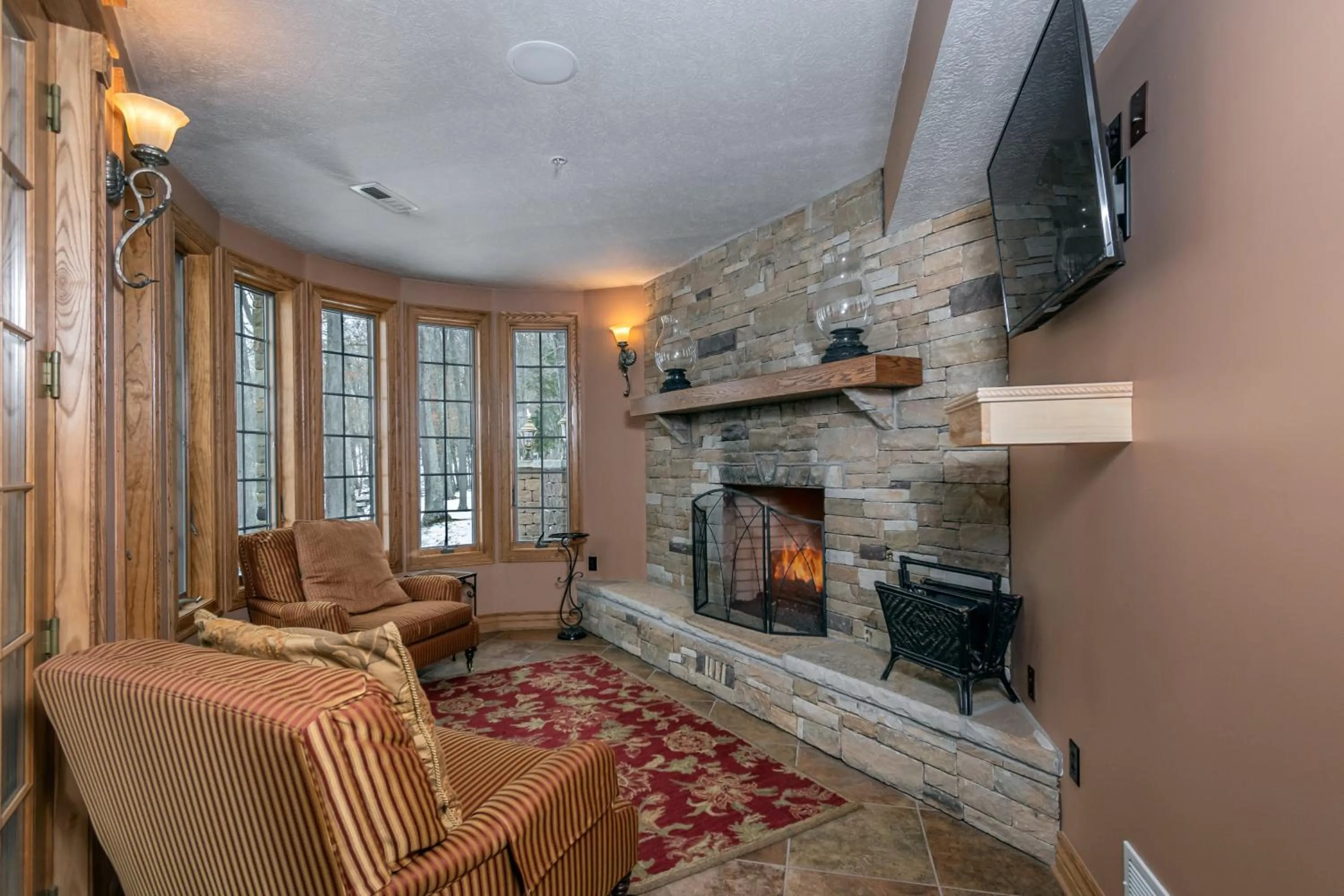 Property building in Champagne Taste