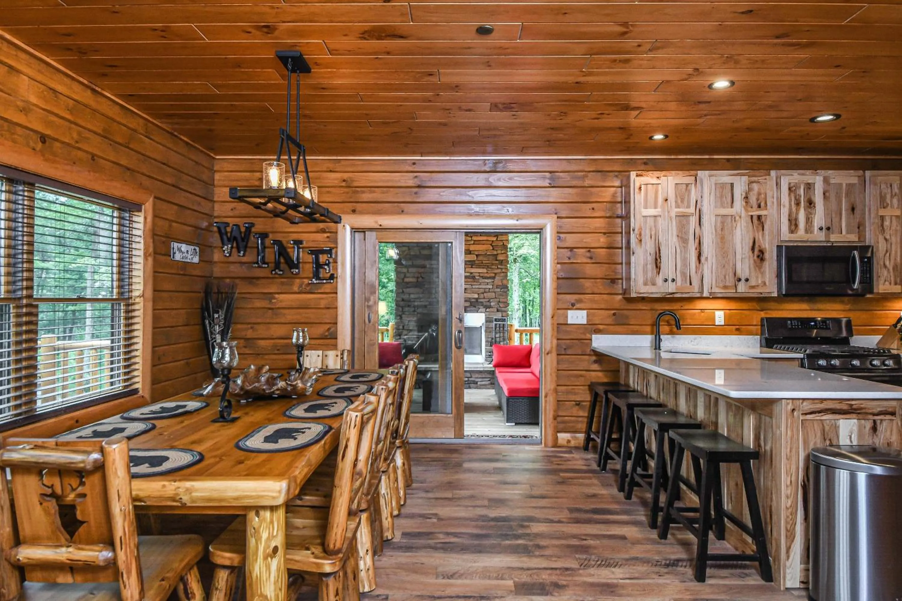 Property building in Eagle on 7