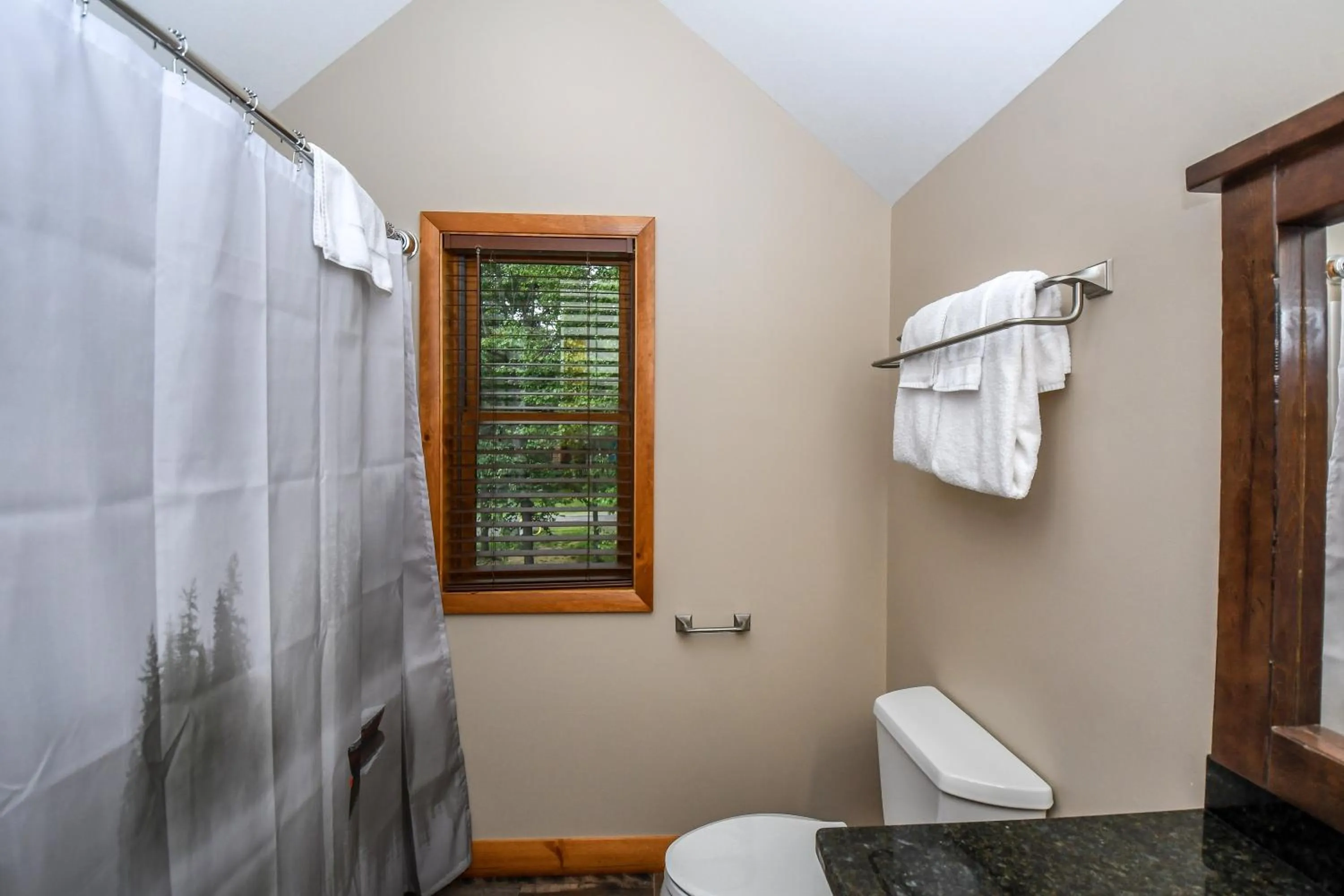 Property building in Eagle on 7