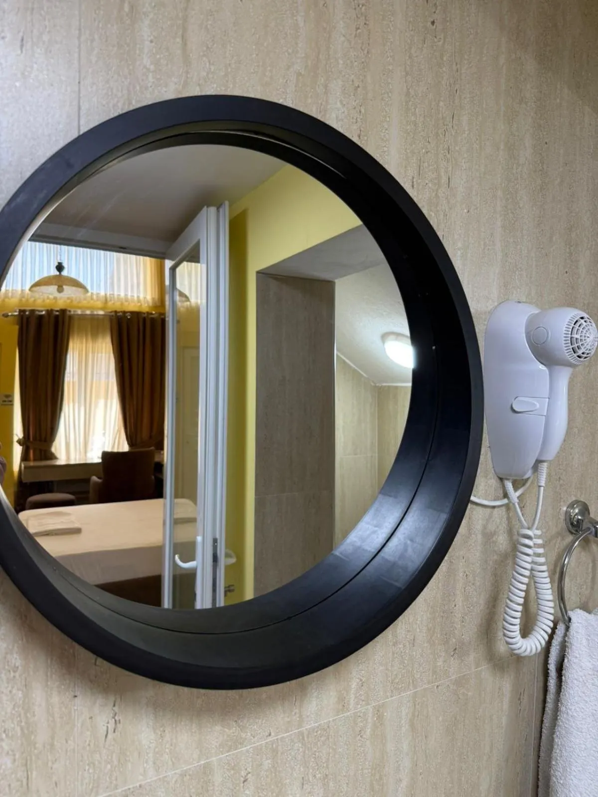 Auto Tana Guest House