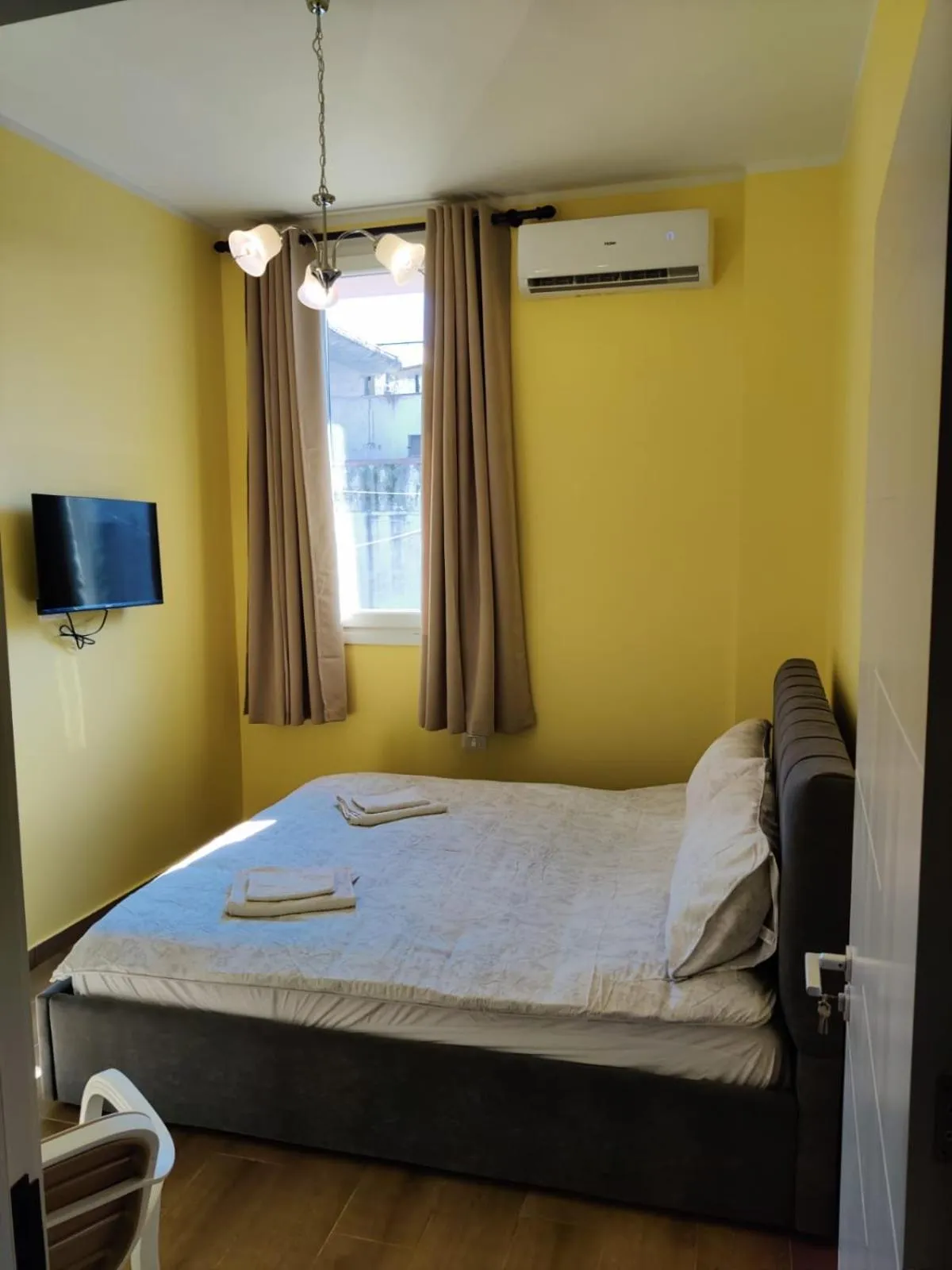 Bed in Auto Tana Guest House