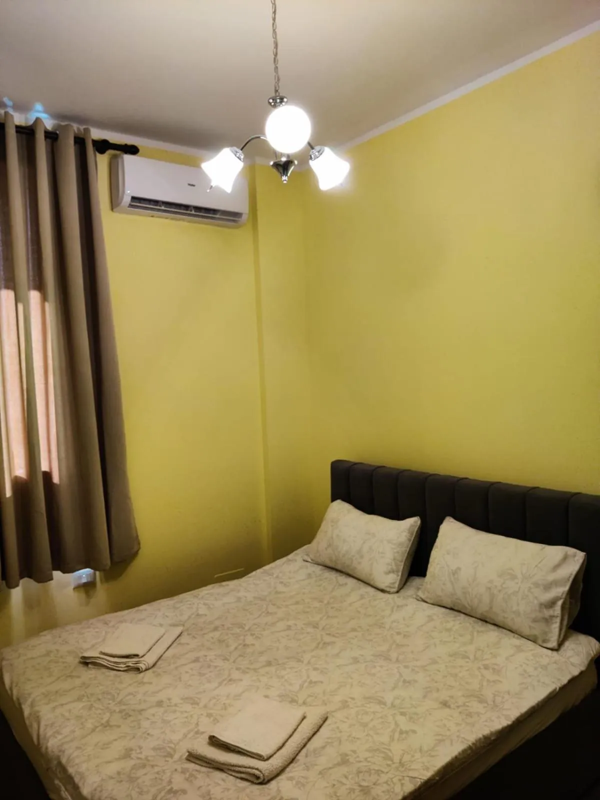 Bed in Auto Tana Guest House