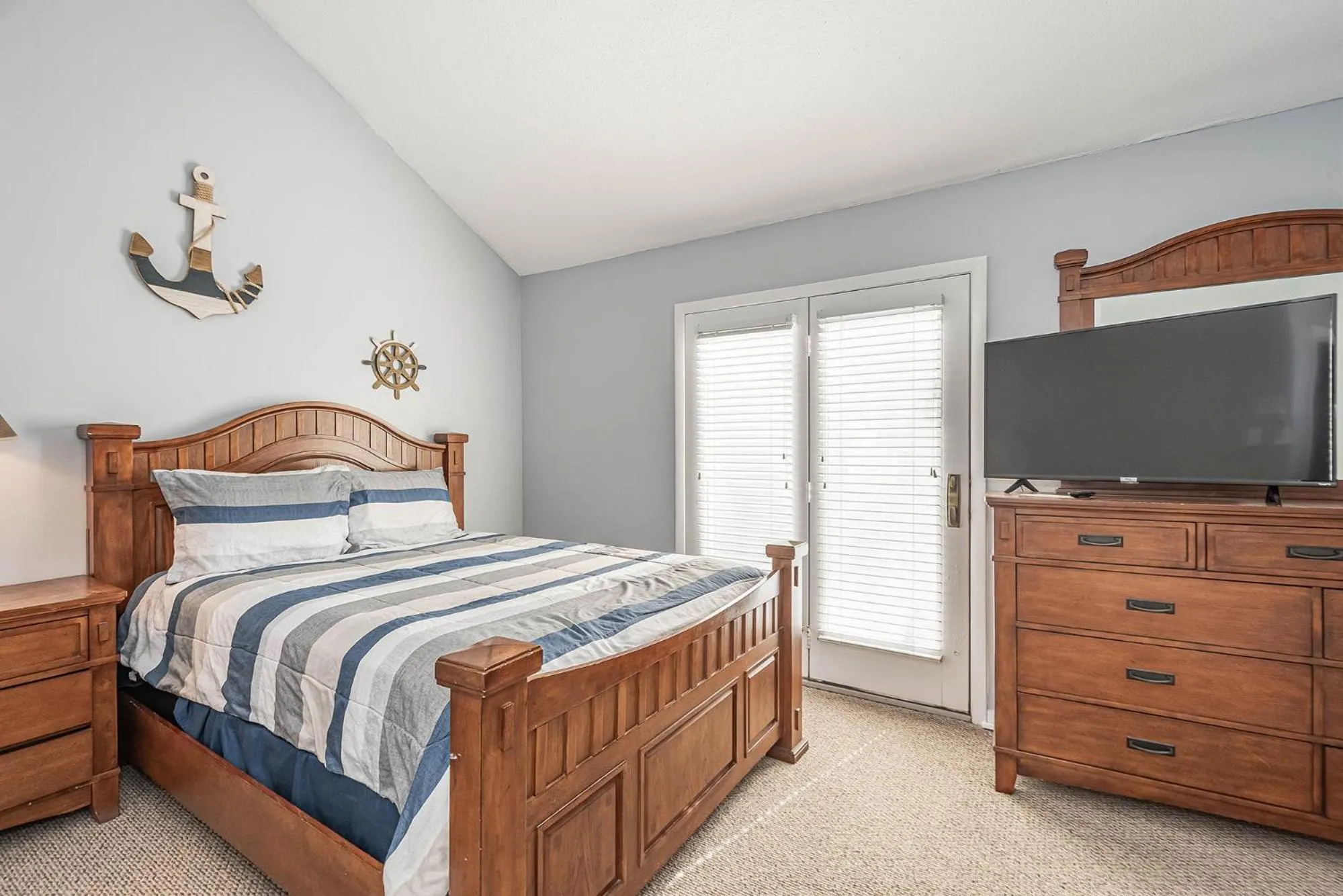 Property building, Bed in Villages of Wisp 08 Winding Way