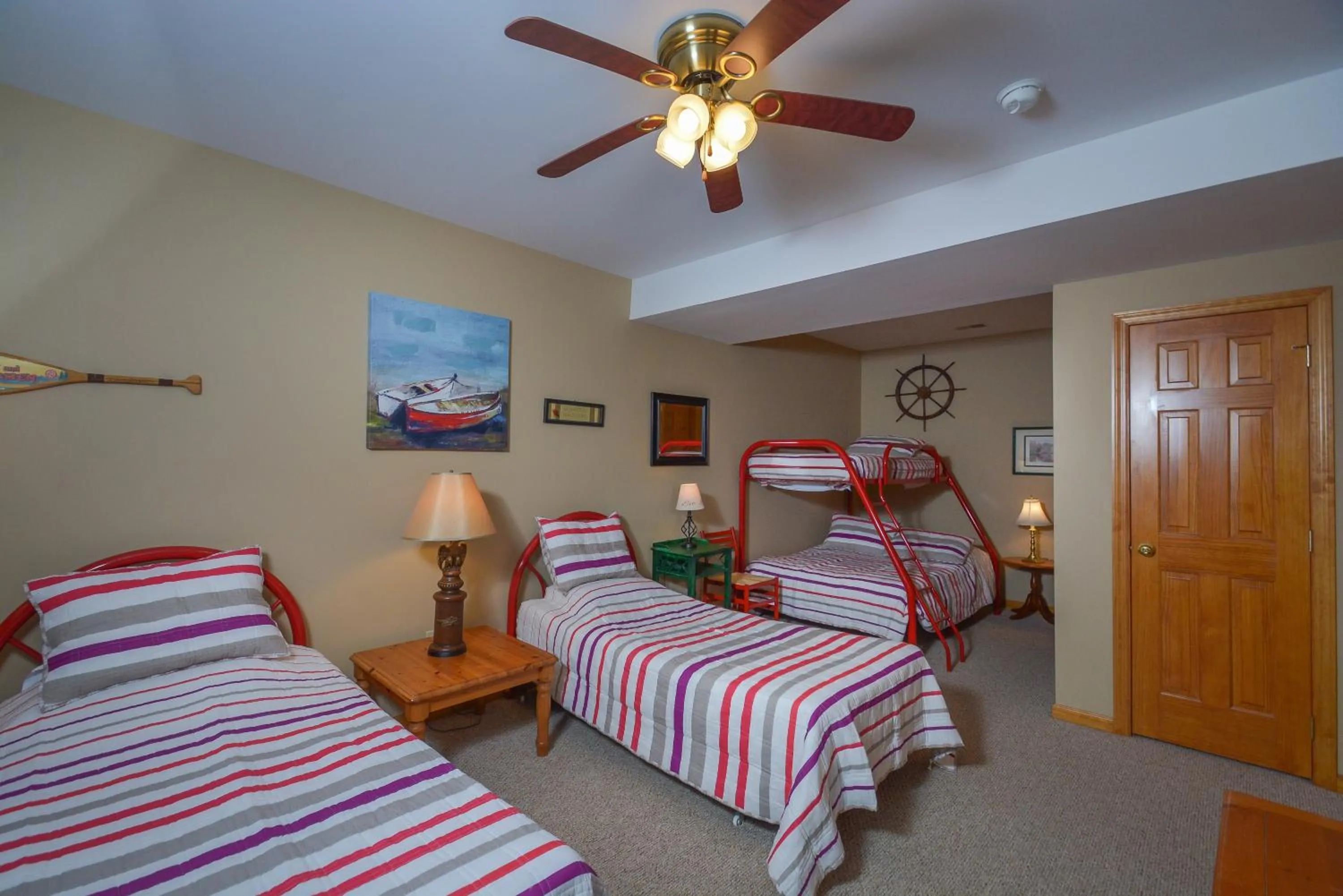 Property building, Bed in Lake House