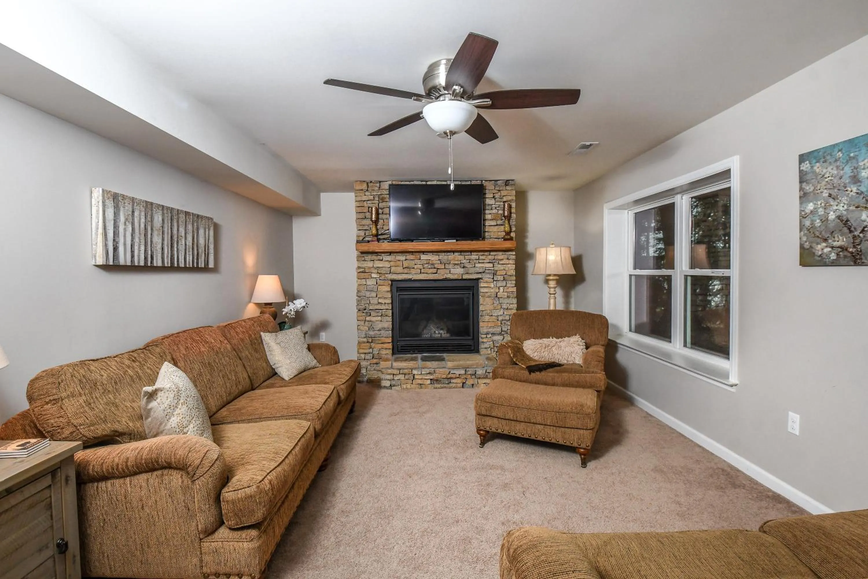 Property building in Putter Place