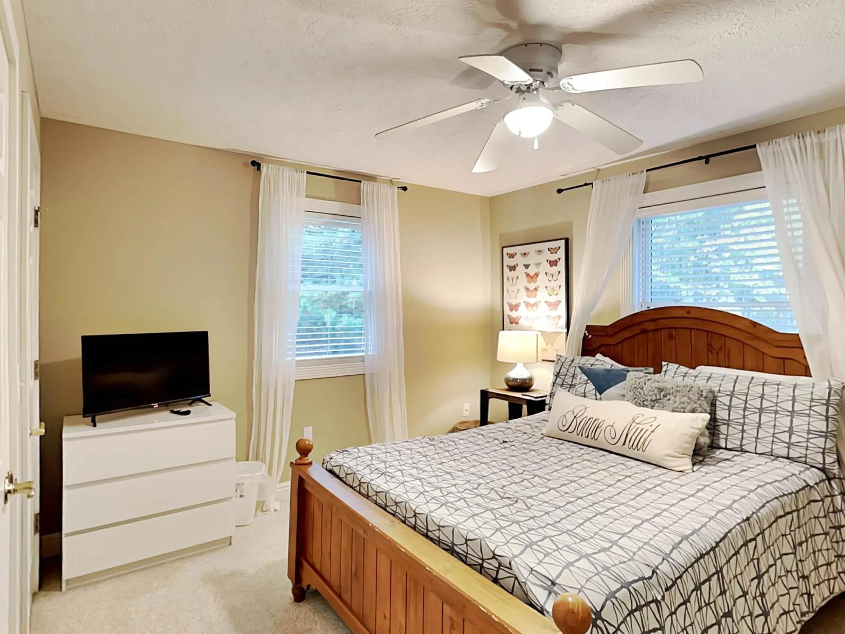 Bed in Heavenly Grove