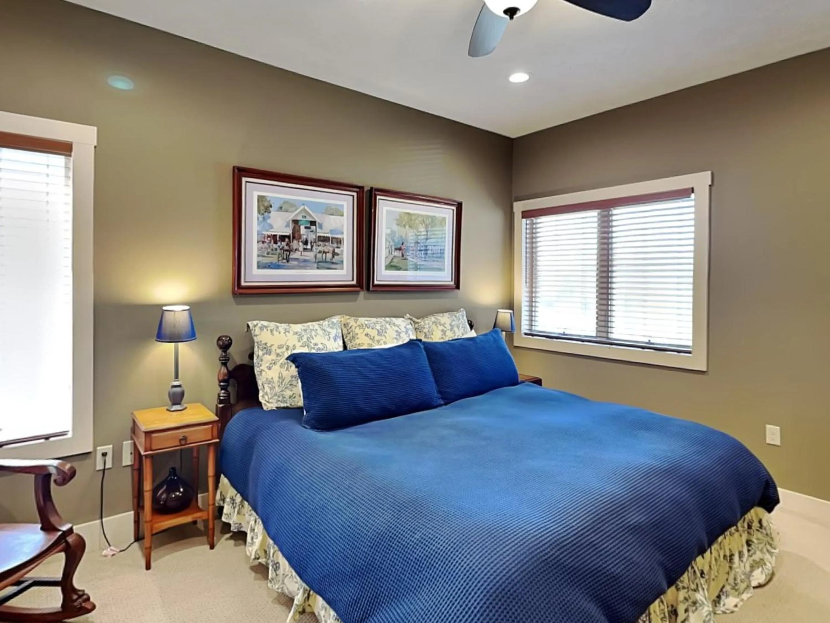 Bed in Valhalla on Mystic Creek