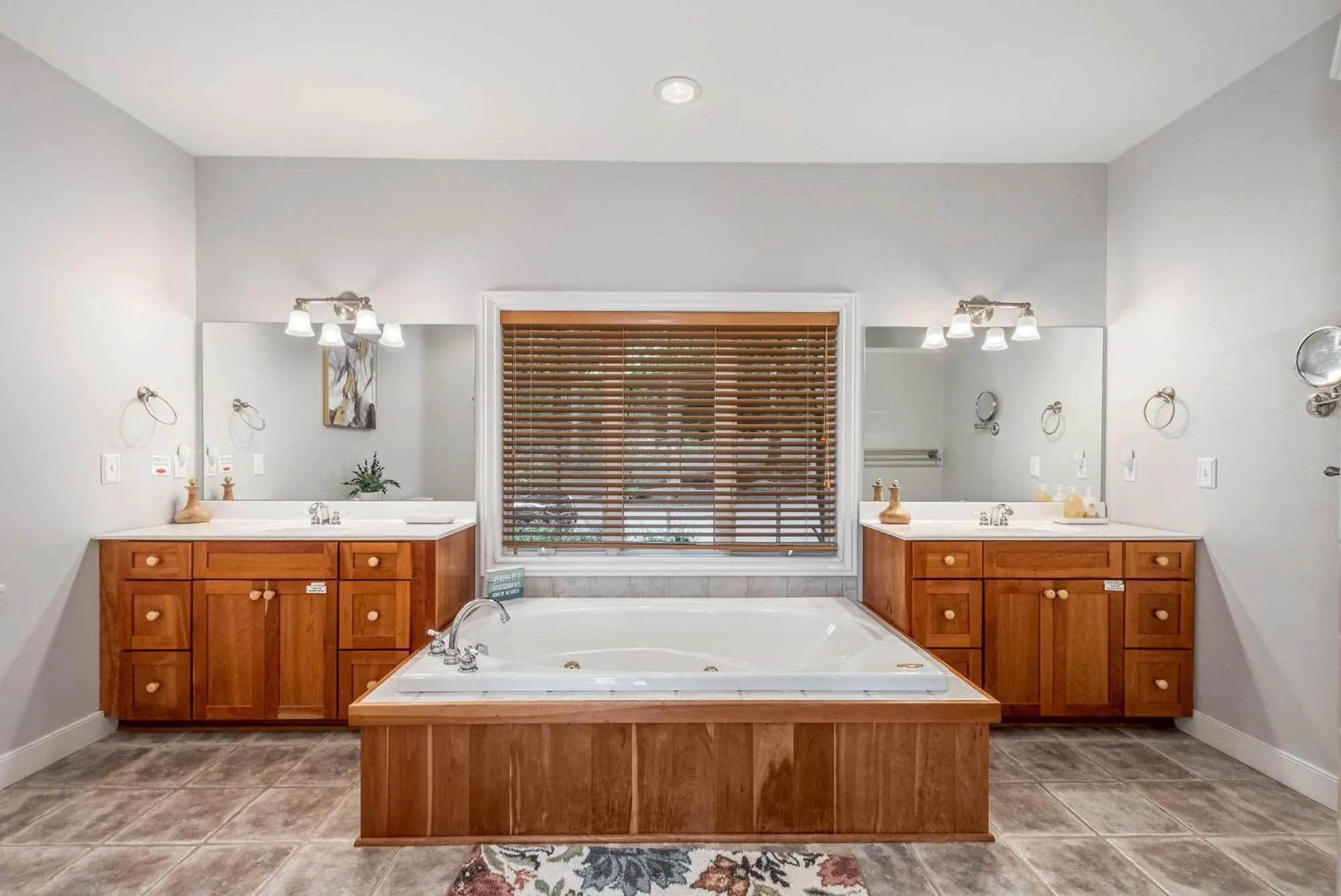 Property building, Bed in Fridays Escape