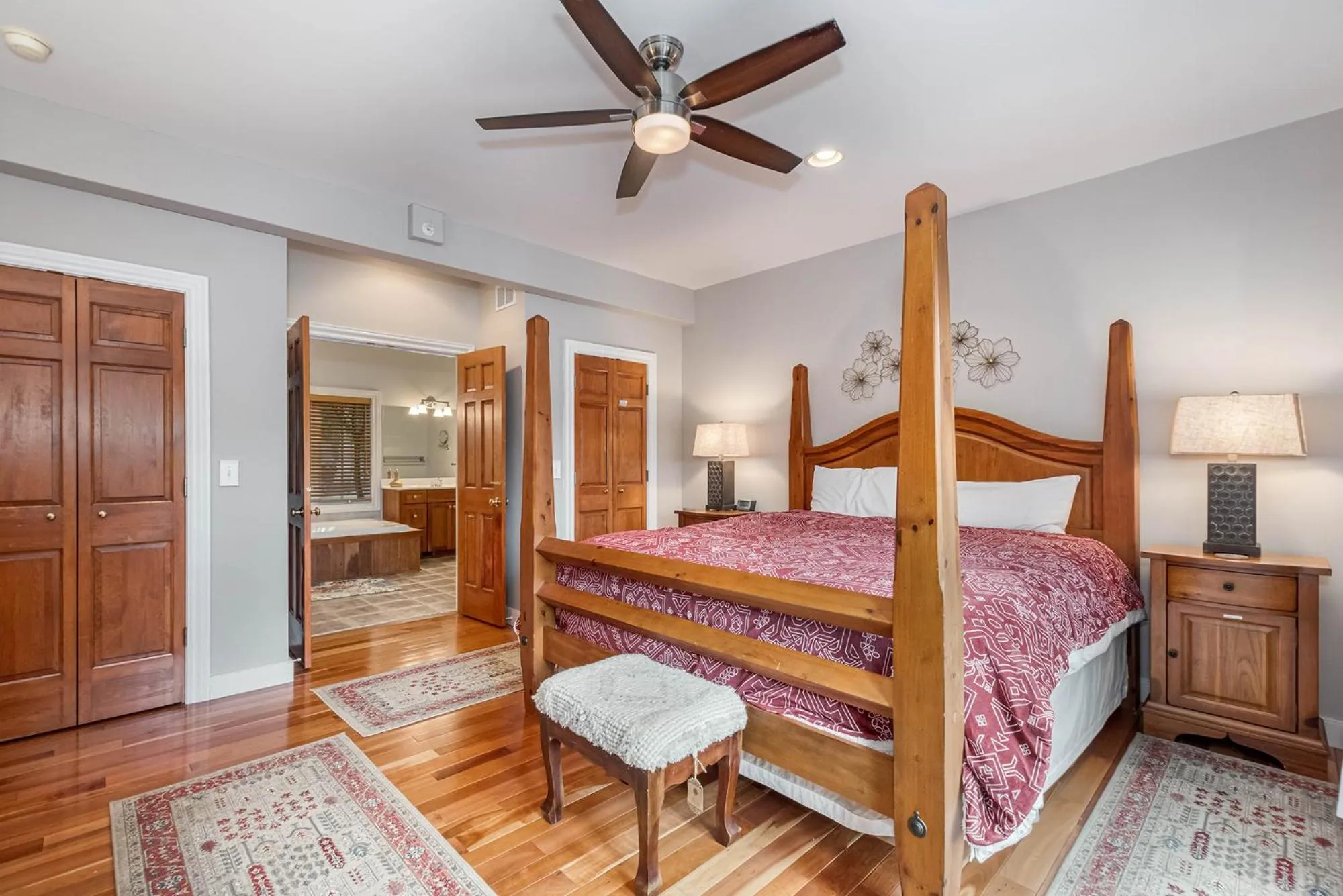 Property building, Bed in Fridays Escape