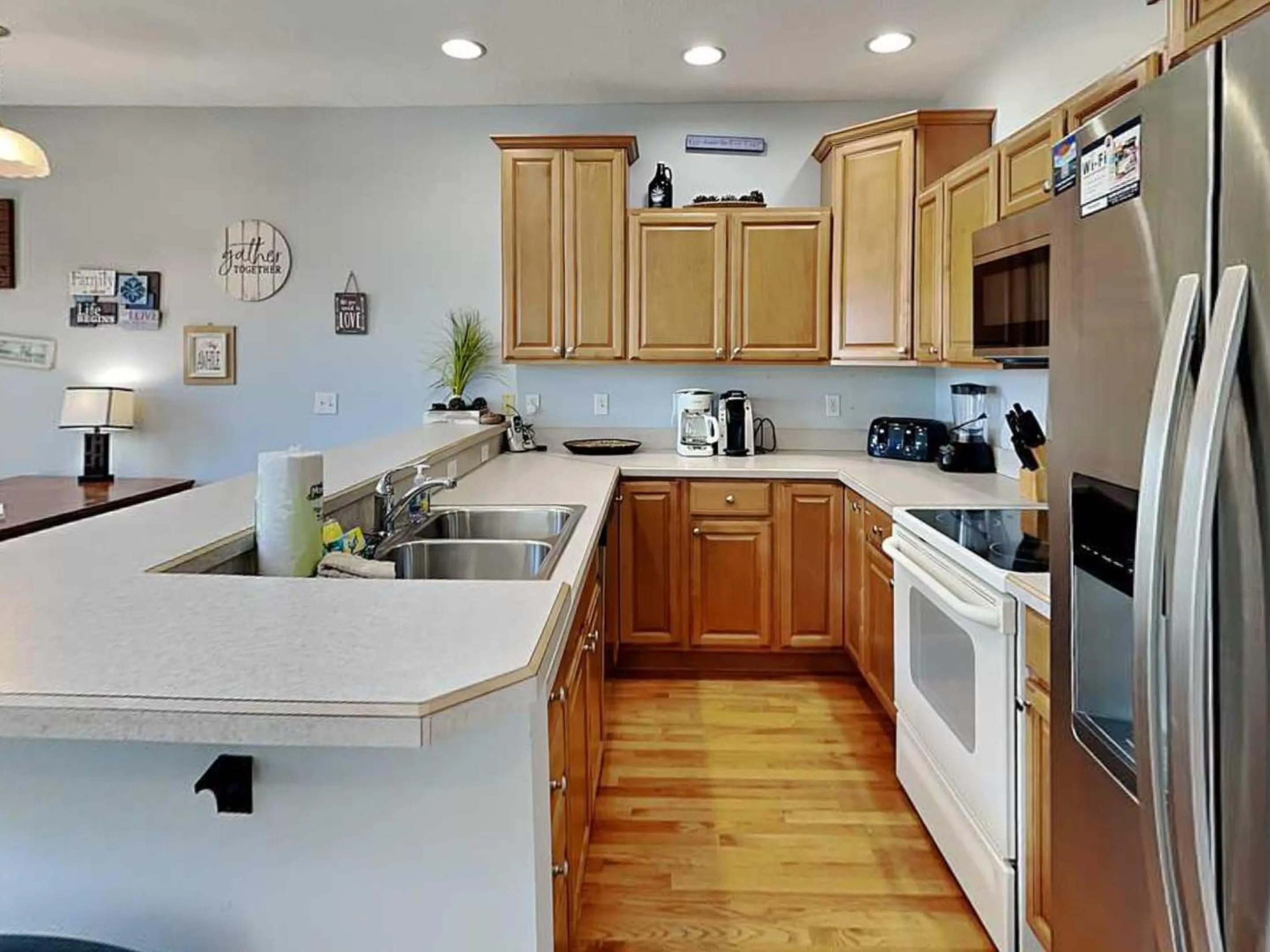 Its 5 OClock Somewhere