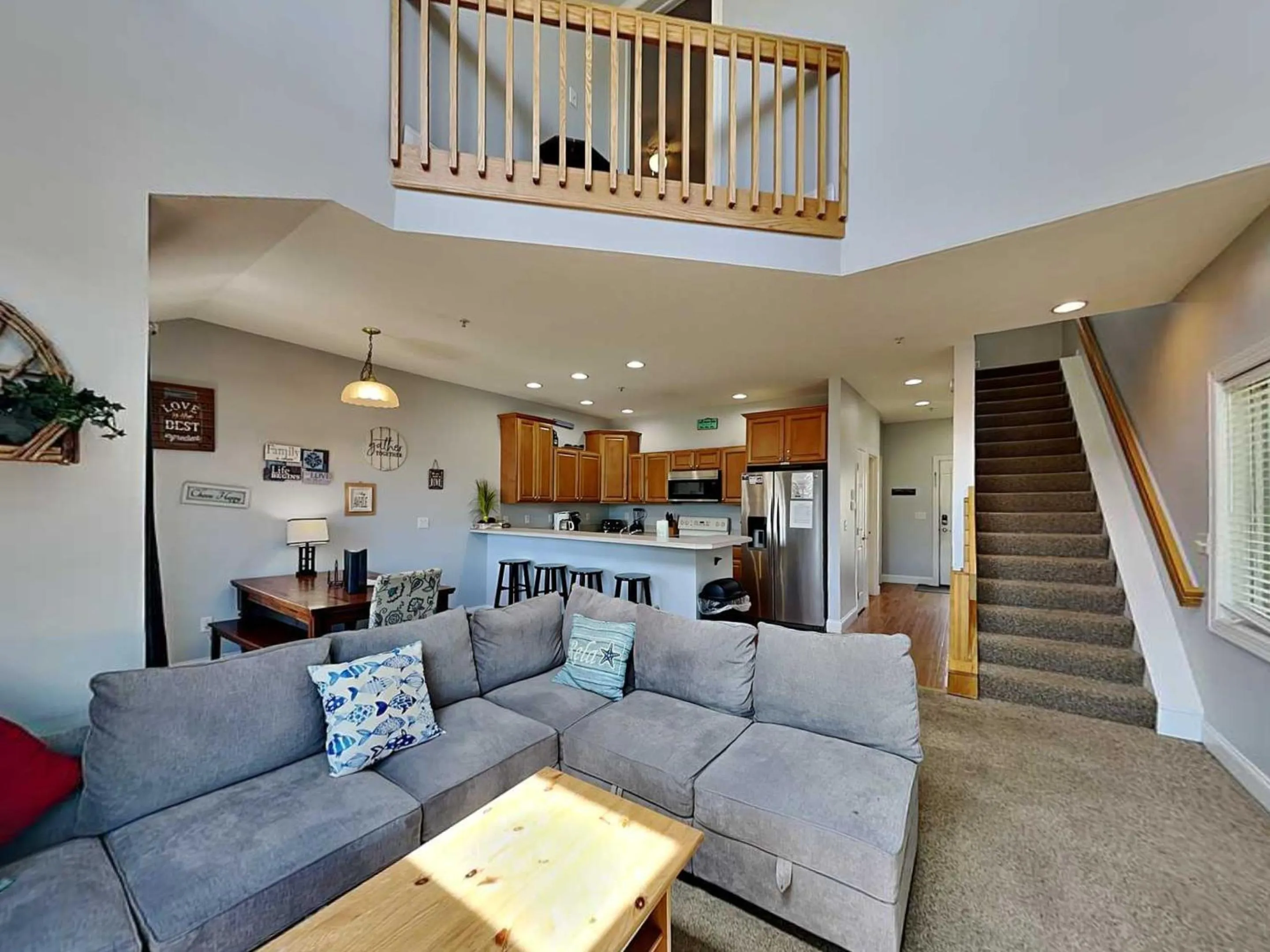 Its 5 OClock Somewhere