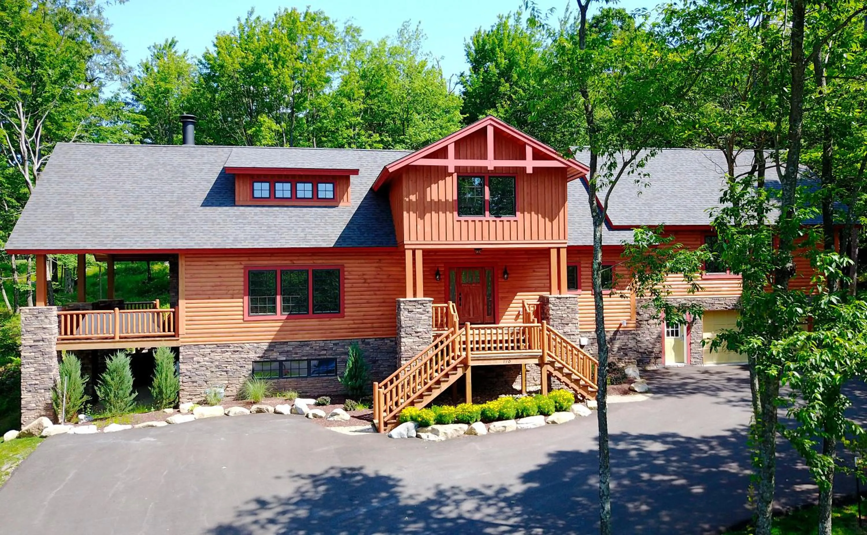 Property building in Rockledge Manor