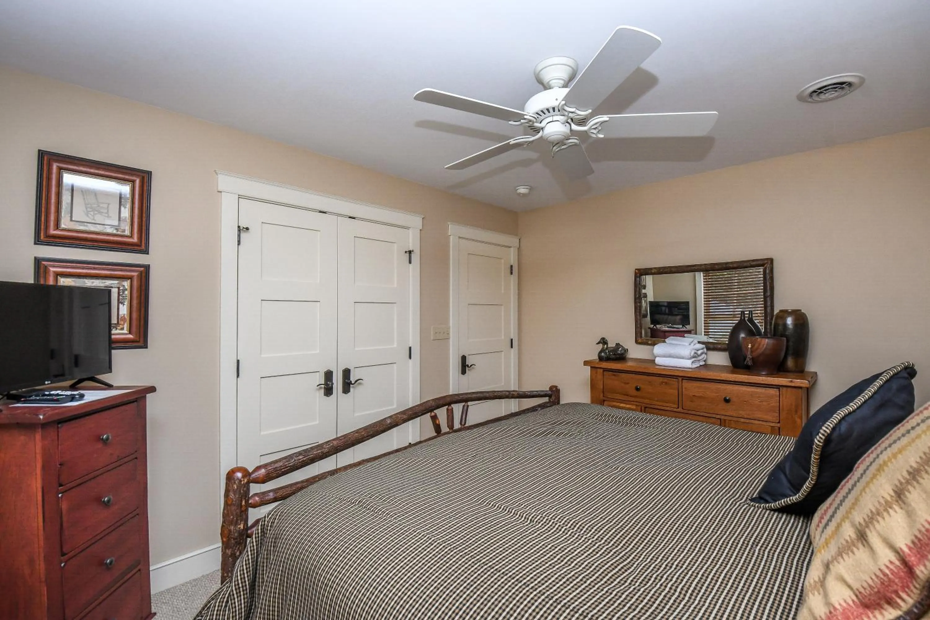 Property building, Bed in Some Kind of Wonderful