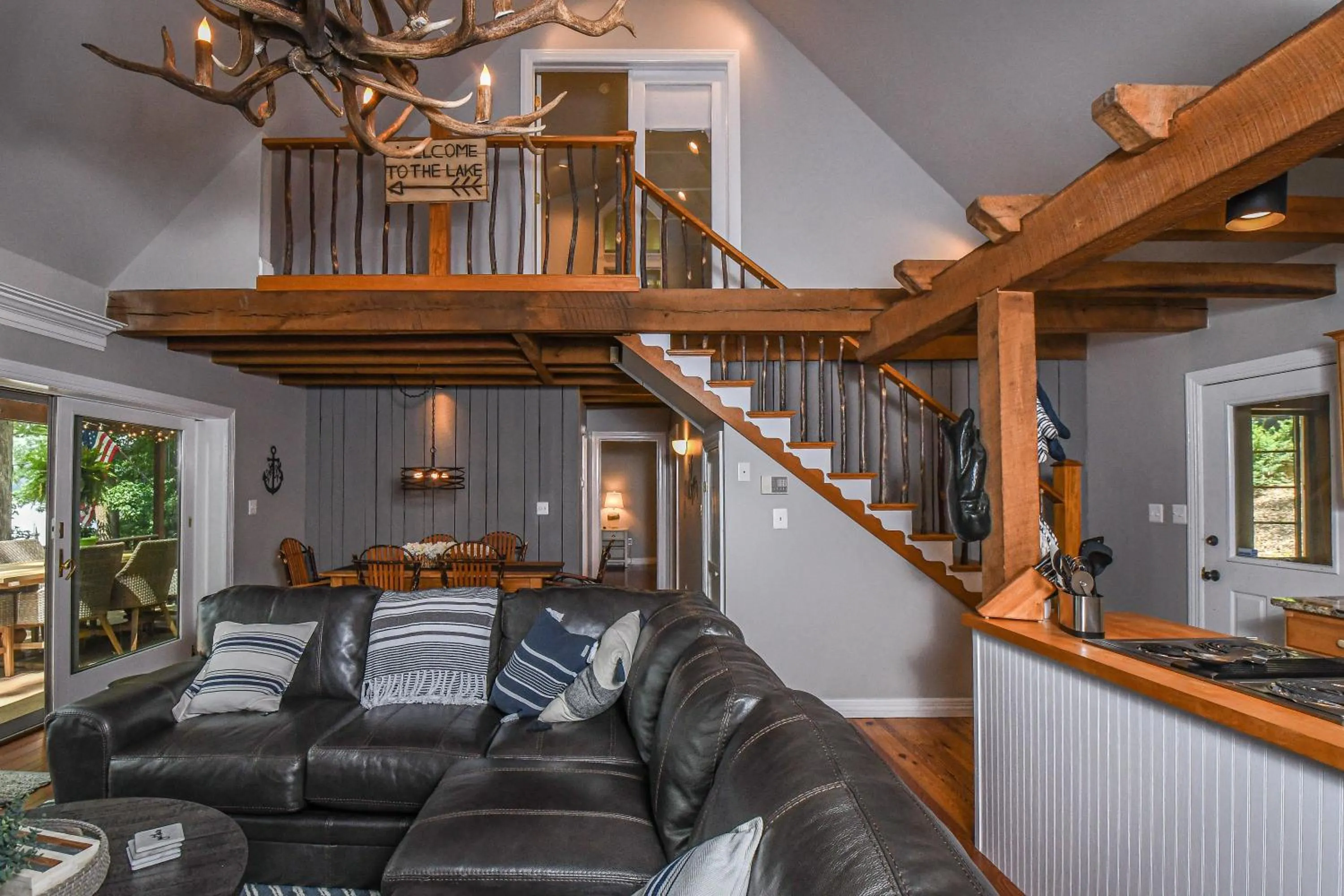 Property building in Bearfoot Lodge