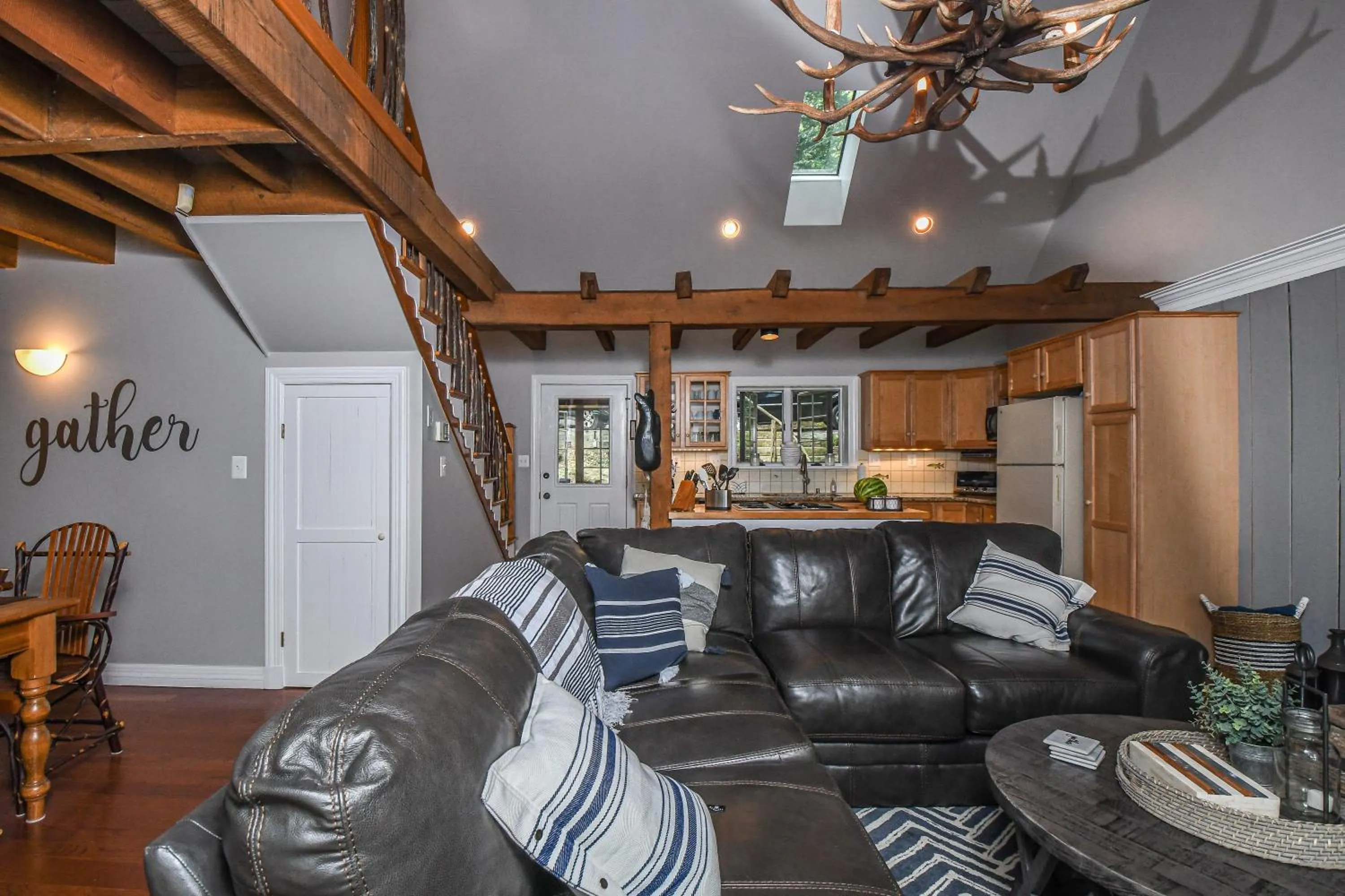 Property building in Bearfoot Lodge