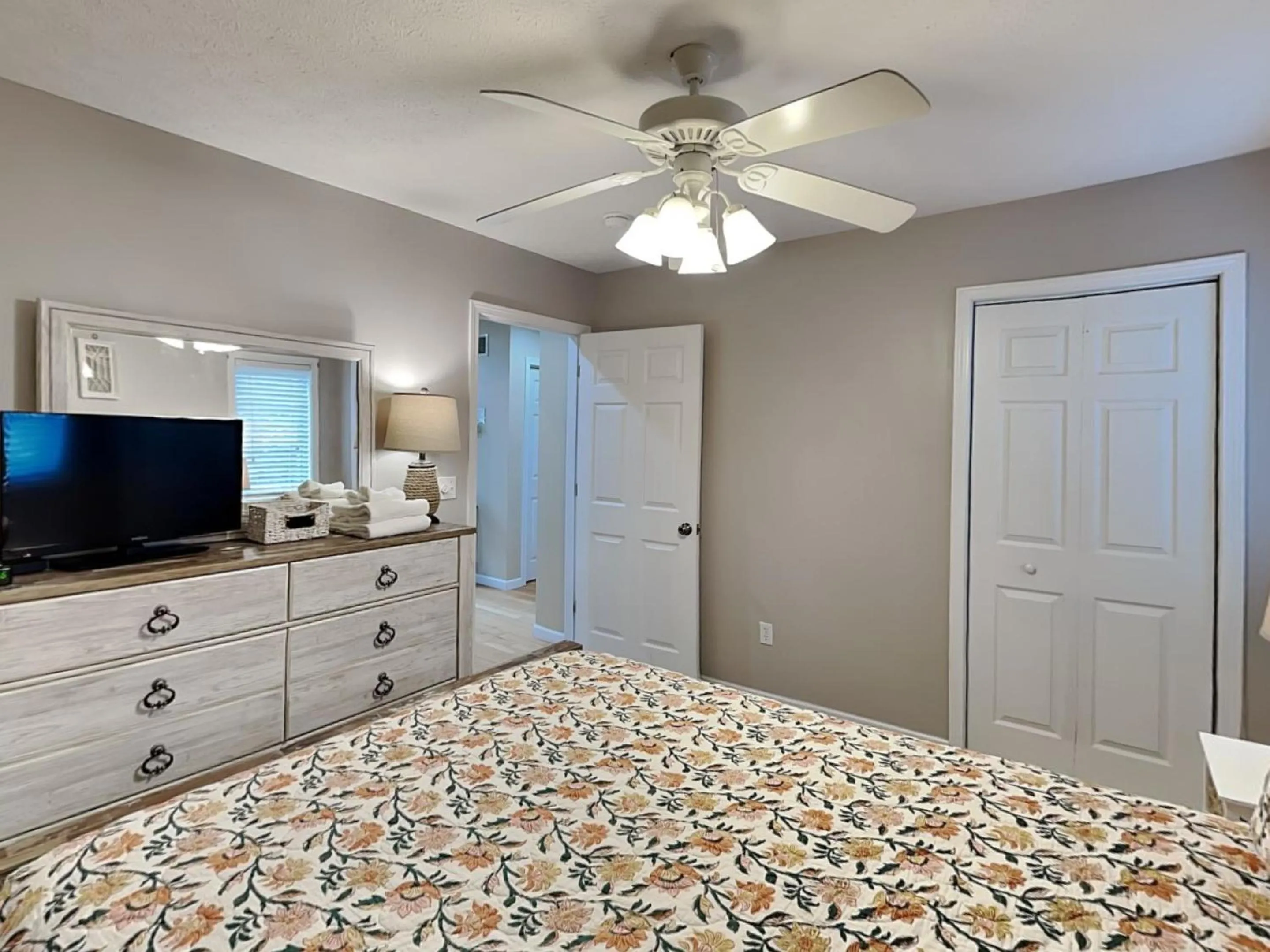 Bed in Wispering Waters