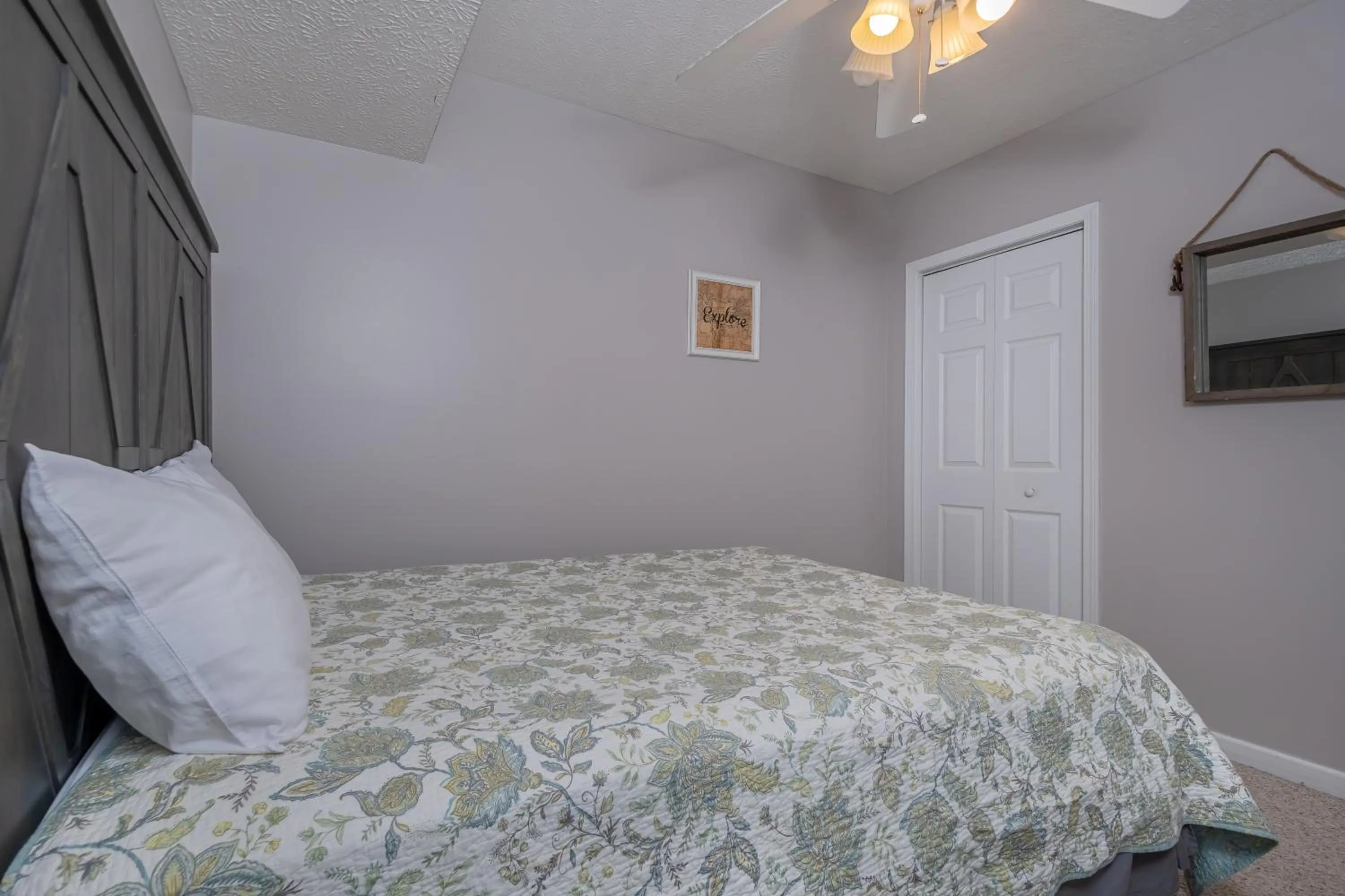 Property building, Bed in Wispering Waters