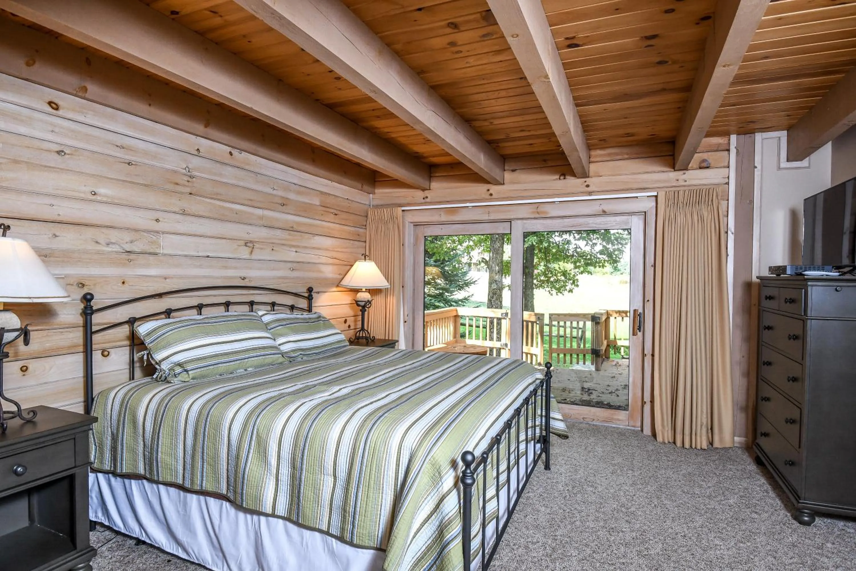 Bed in Alpine Adventure