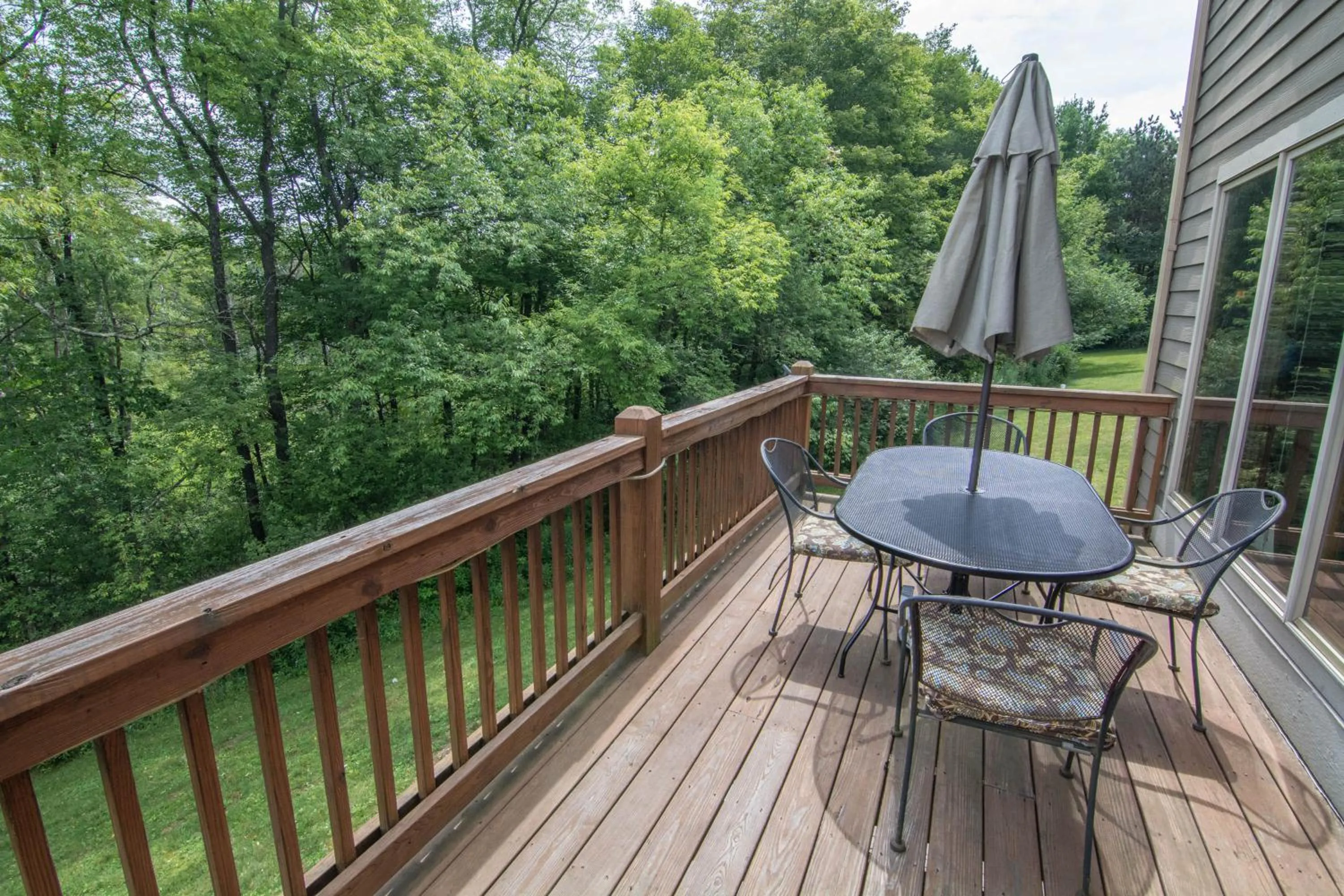 Property building in Marsh Run Cove