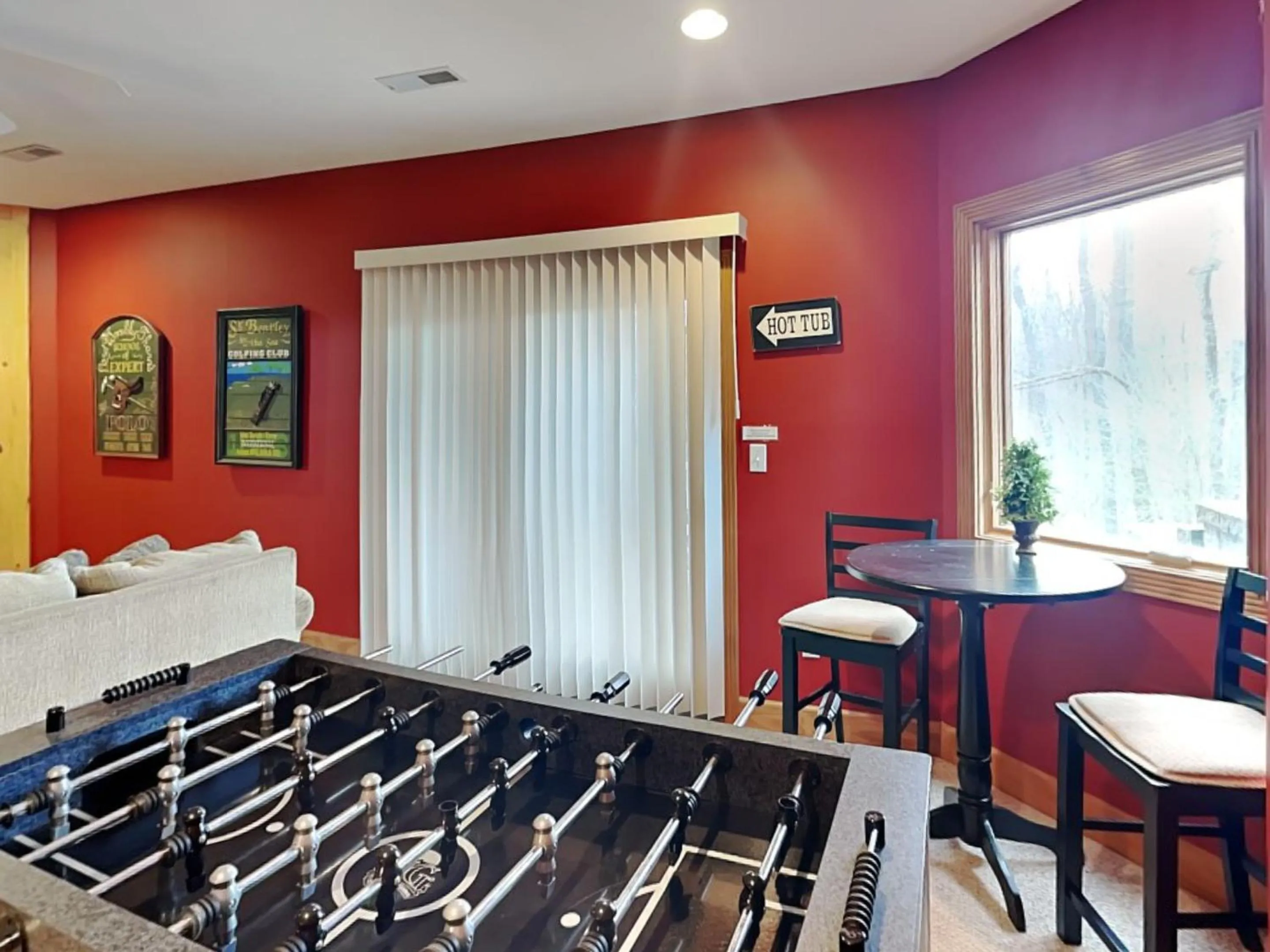 Bed in Marsh Run Cove