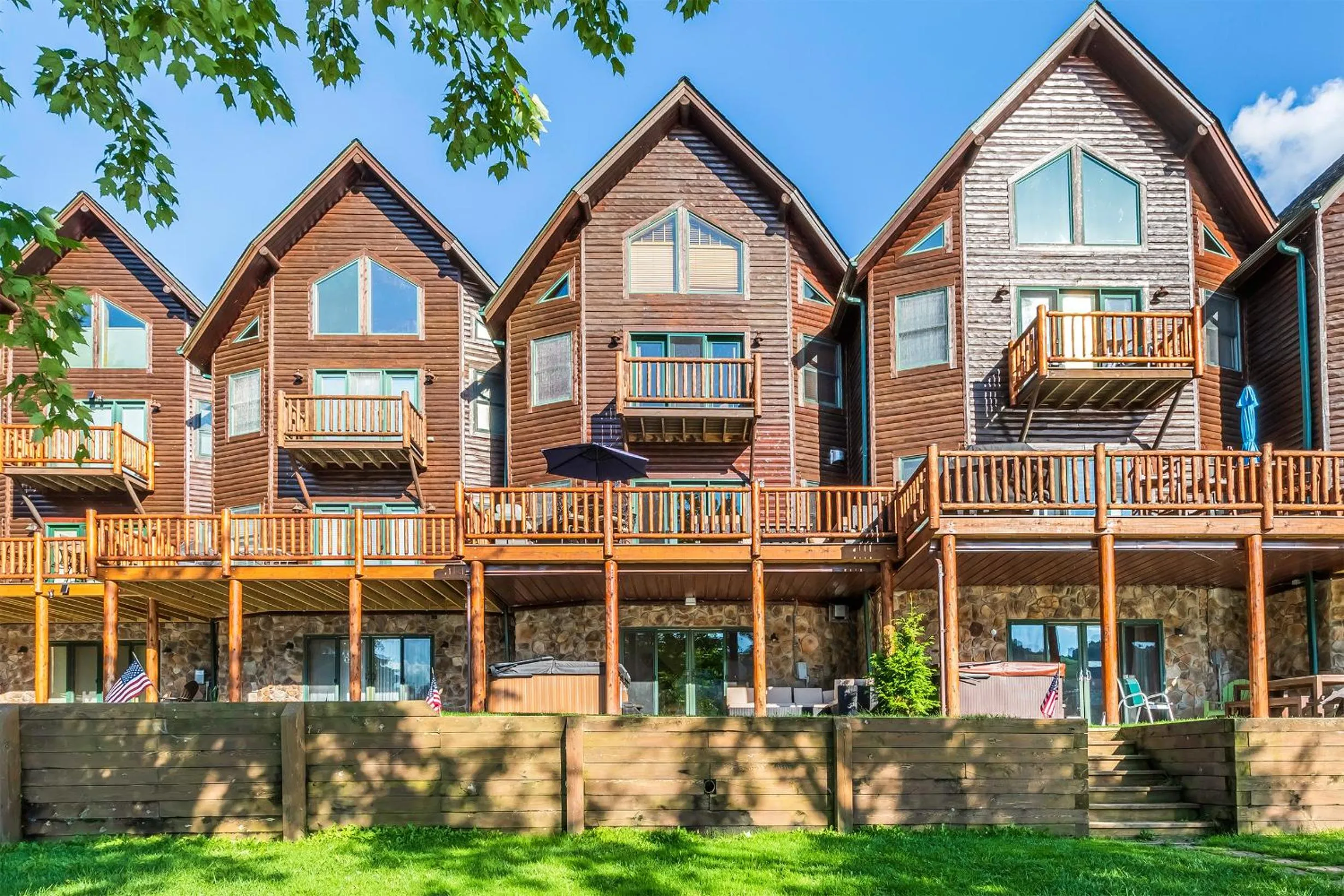 Cedar Shores Villa 03