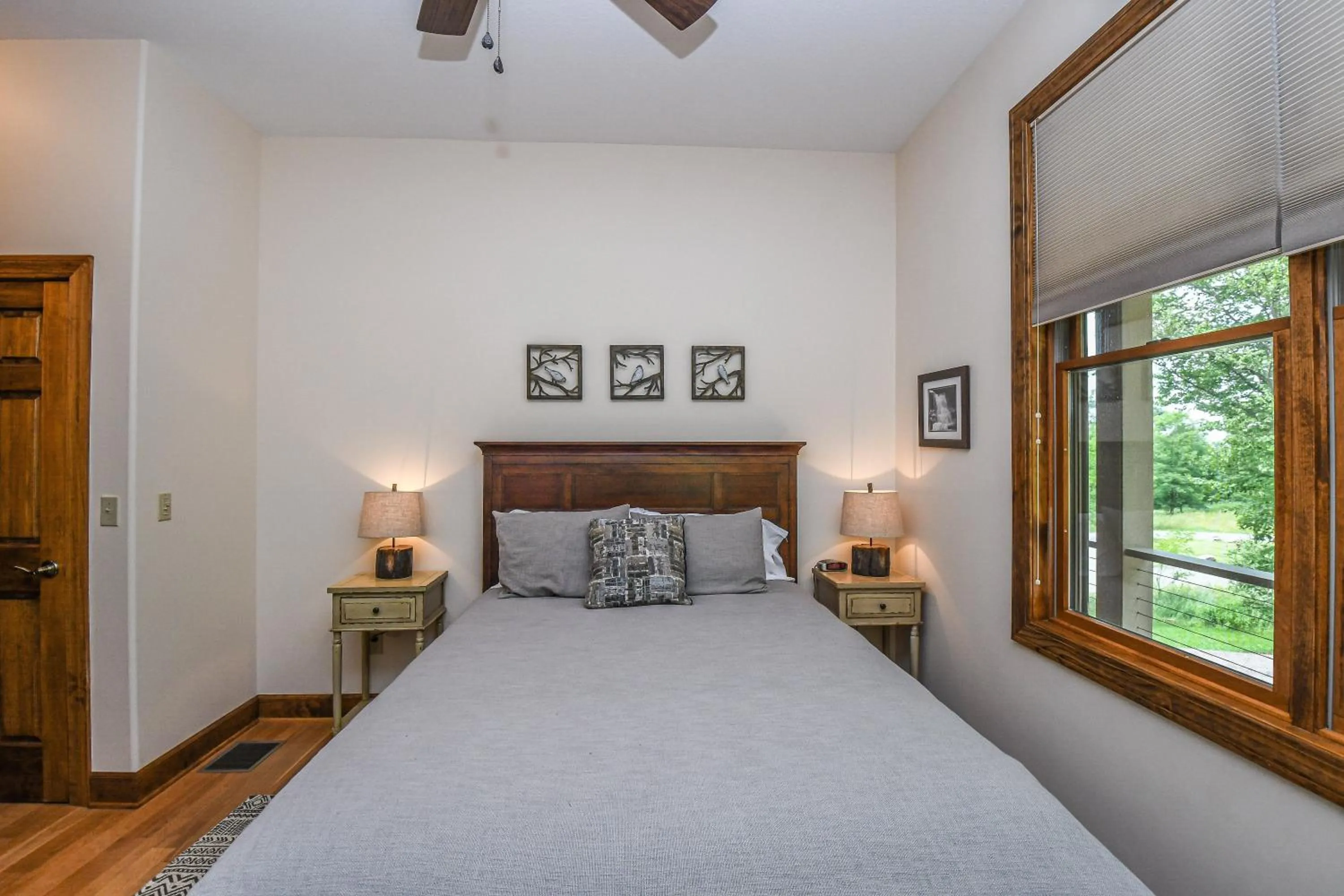 Property building, Bed in Eagles Rest