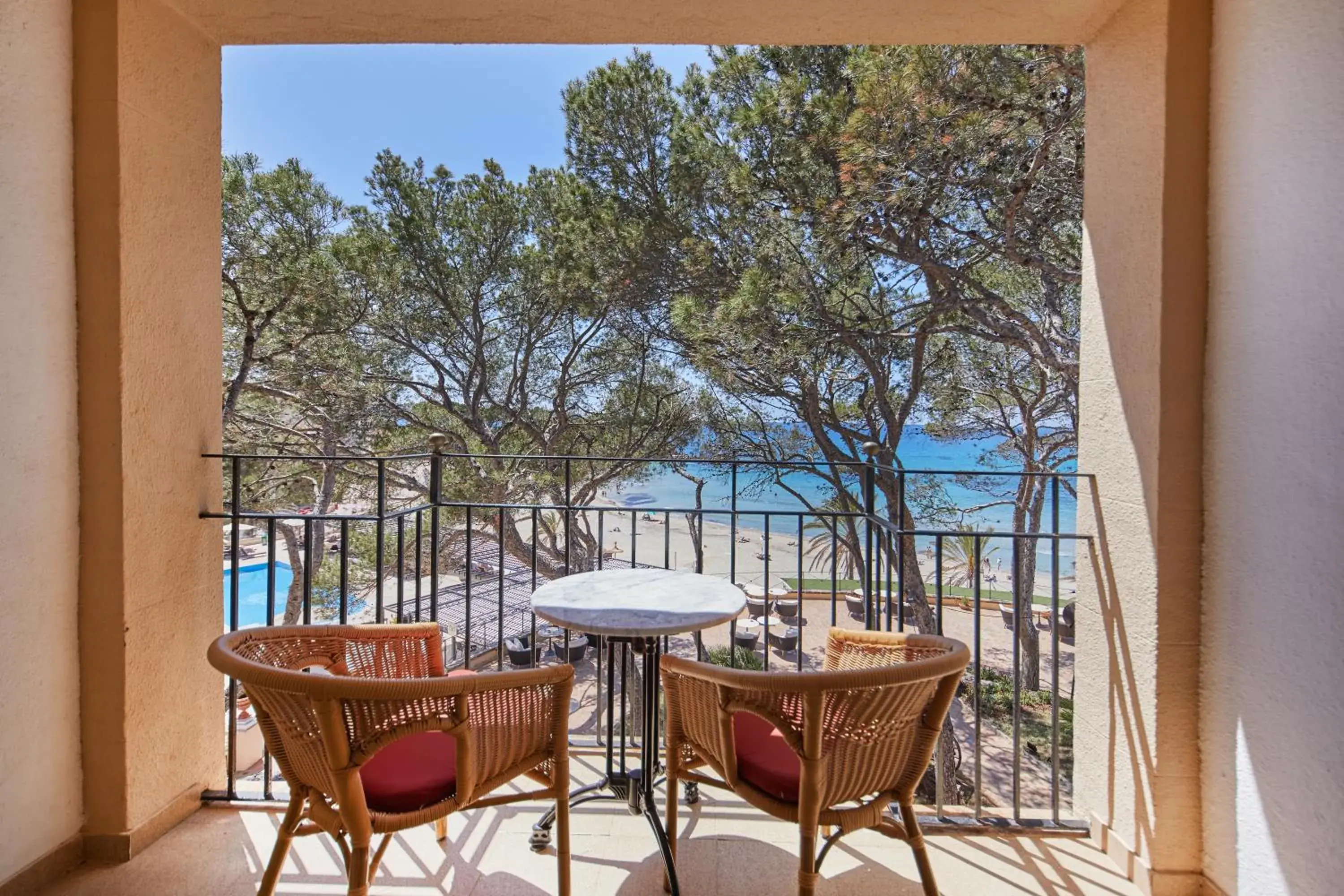 Preferred Club Junior Suite Frontal Sea View in Secrets Mallorca Villamil Resort & Spa - Adults Only (+18) Preferred Club Junior Suite Frontal Sea View in Secrets Mallorca Villamil Resort & Spa - Adults Only (+18)