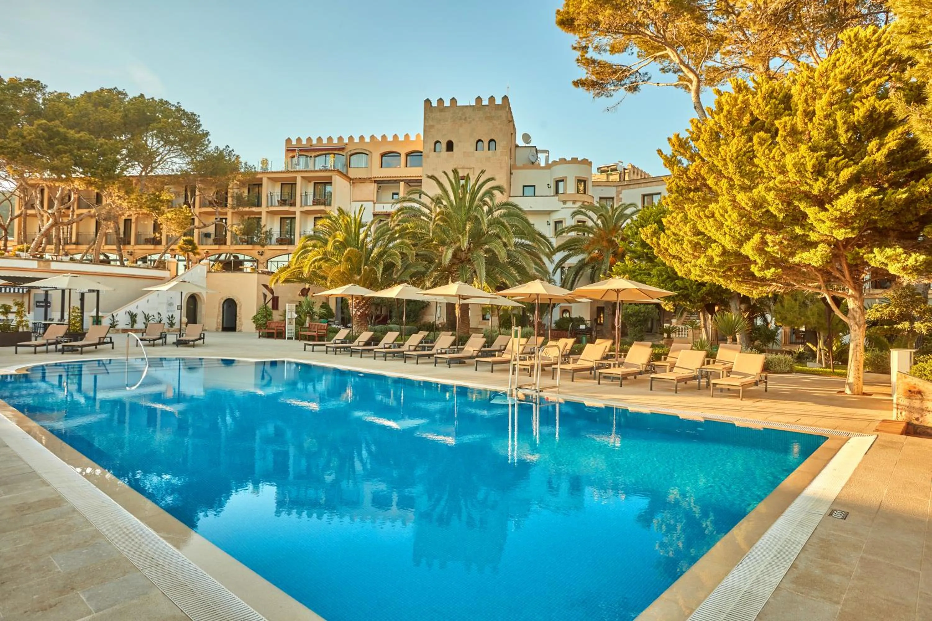 Property building in Secrets Mallorca Villamil Resort & Spa - Adults Only (+18)