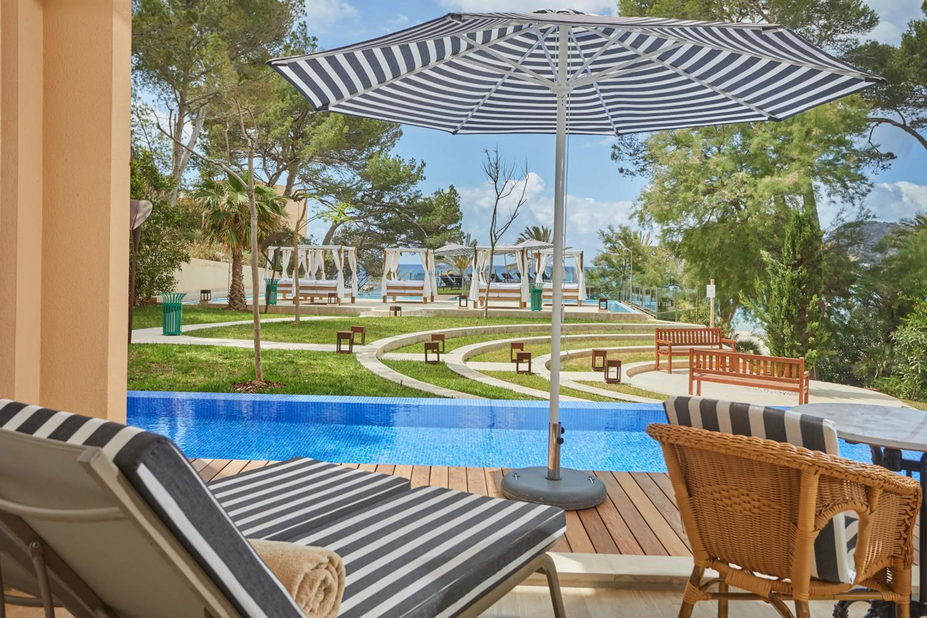 Patio in Secrets Mallorca Villamil Resort & Spa - Adults Only (+18)