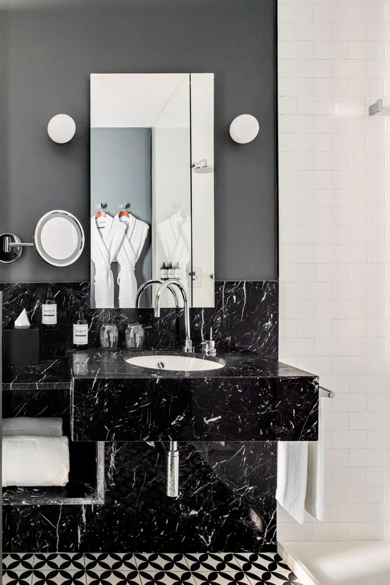 Bathroom in TÓTEM Madrid, a Small Luxury Hotel of the World