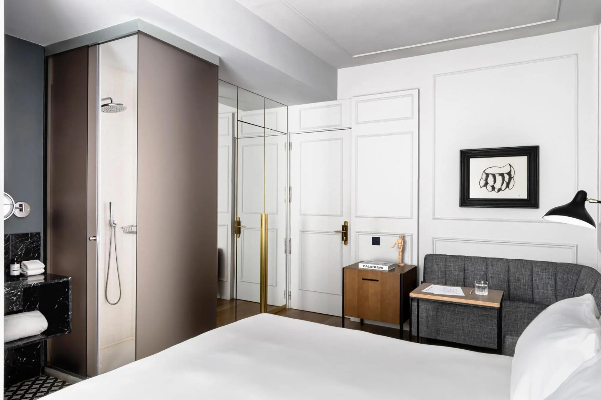 Bedroom, Bed in TÓTEM Madrid, a Small Luxury Hotel of the World