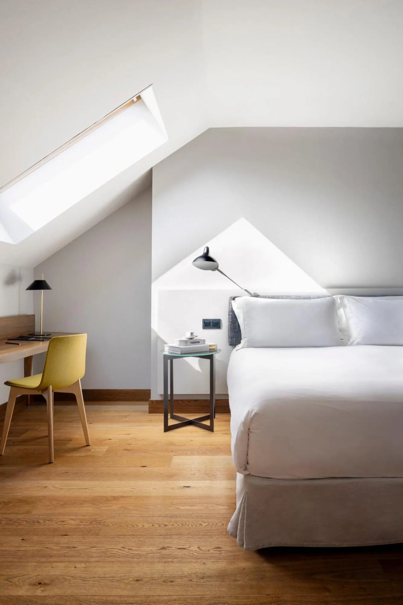 Bedroom, Bed in TÓTEM Madrid, a Small Luxury Hotel of the World