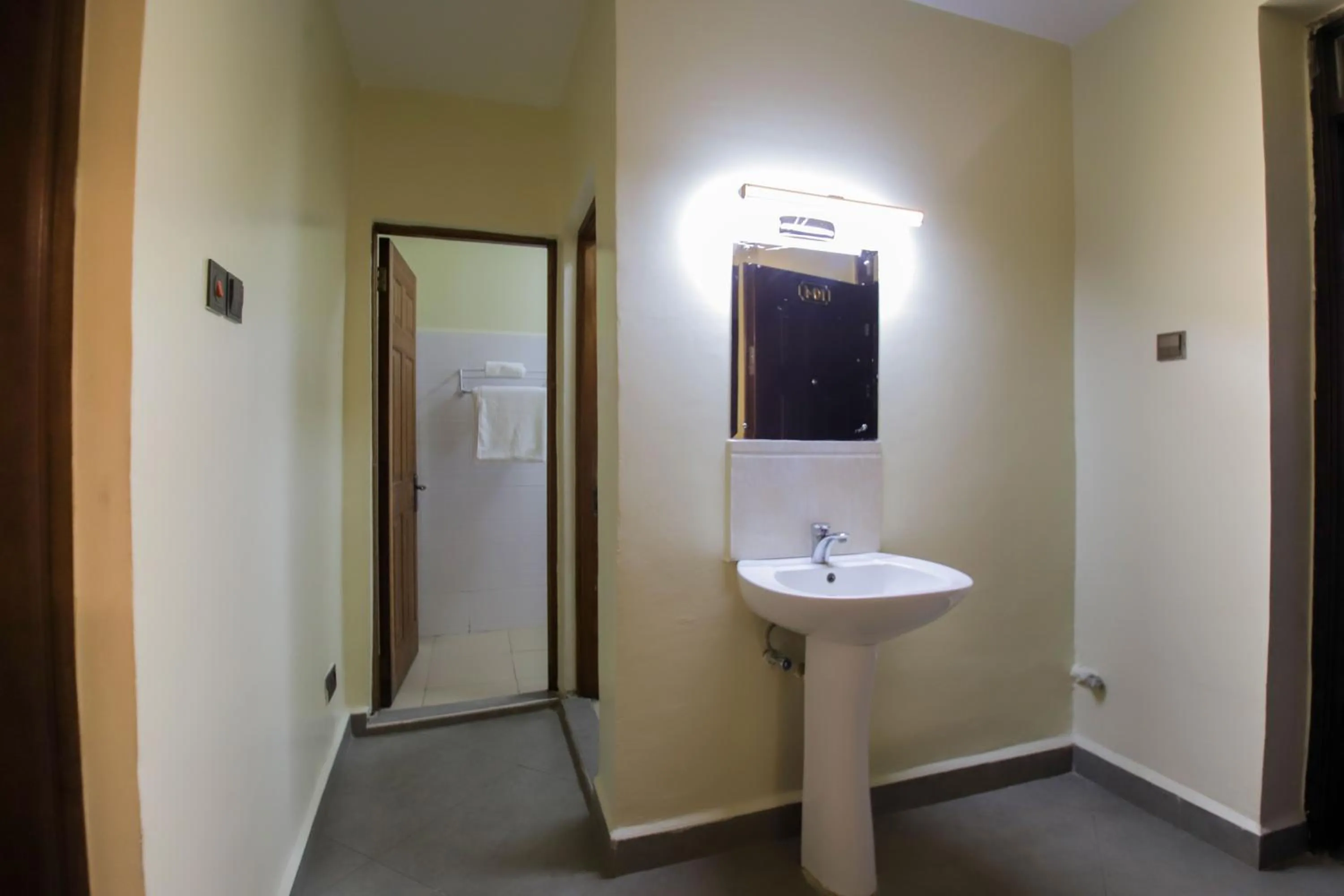 Bathroom in Lantern Serviced Apartments