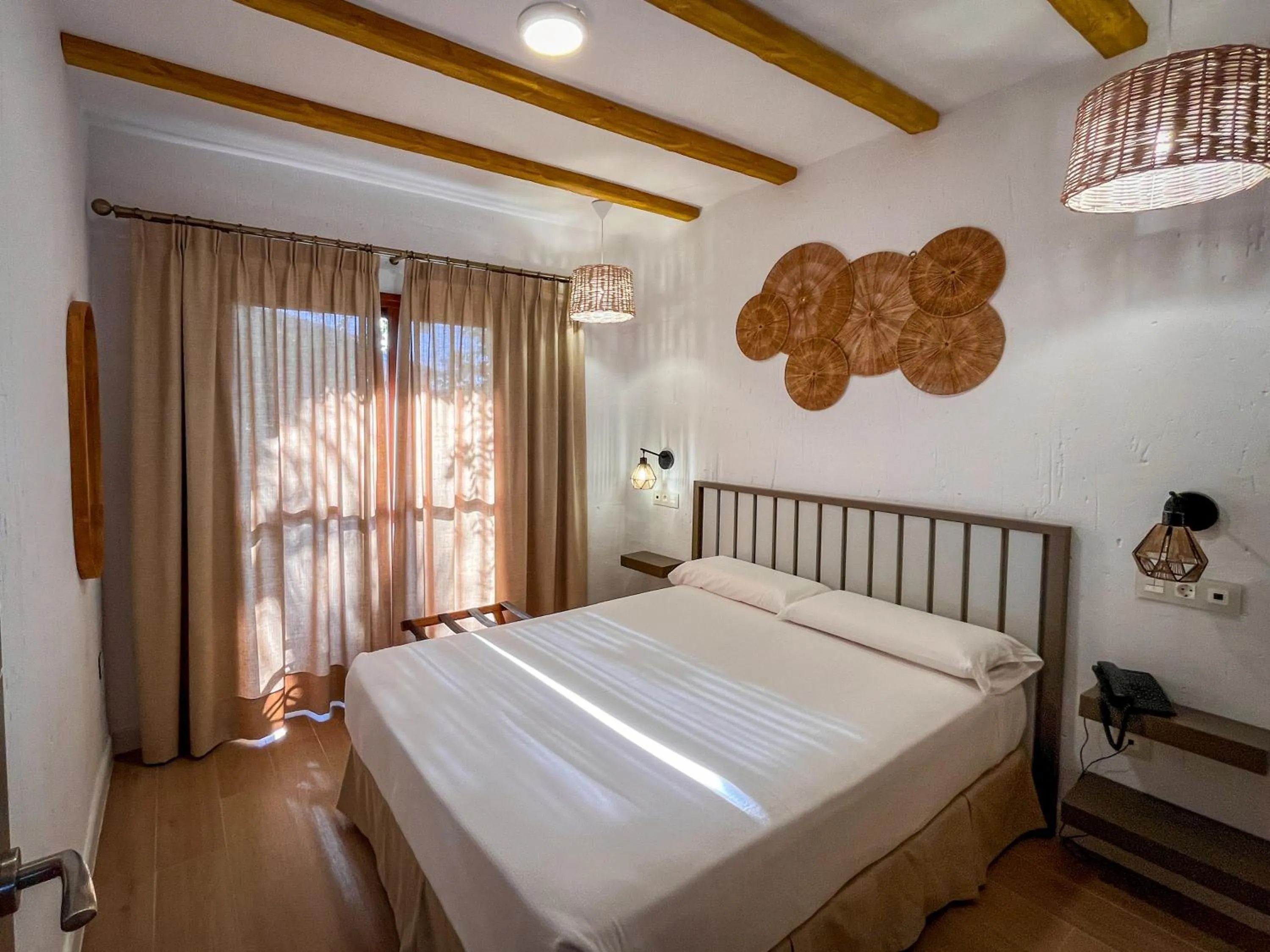 Bed in Apartahotel La Espadaña