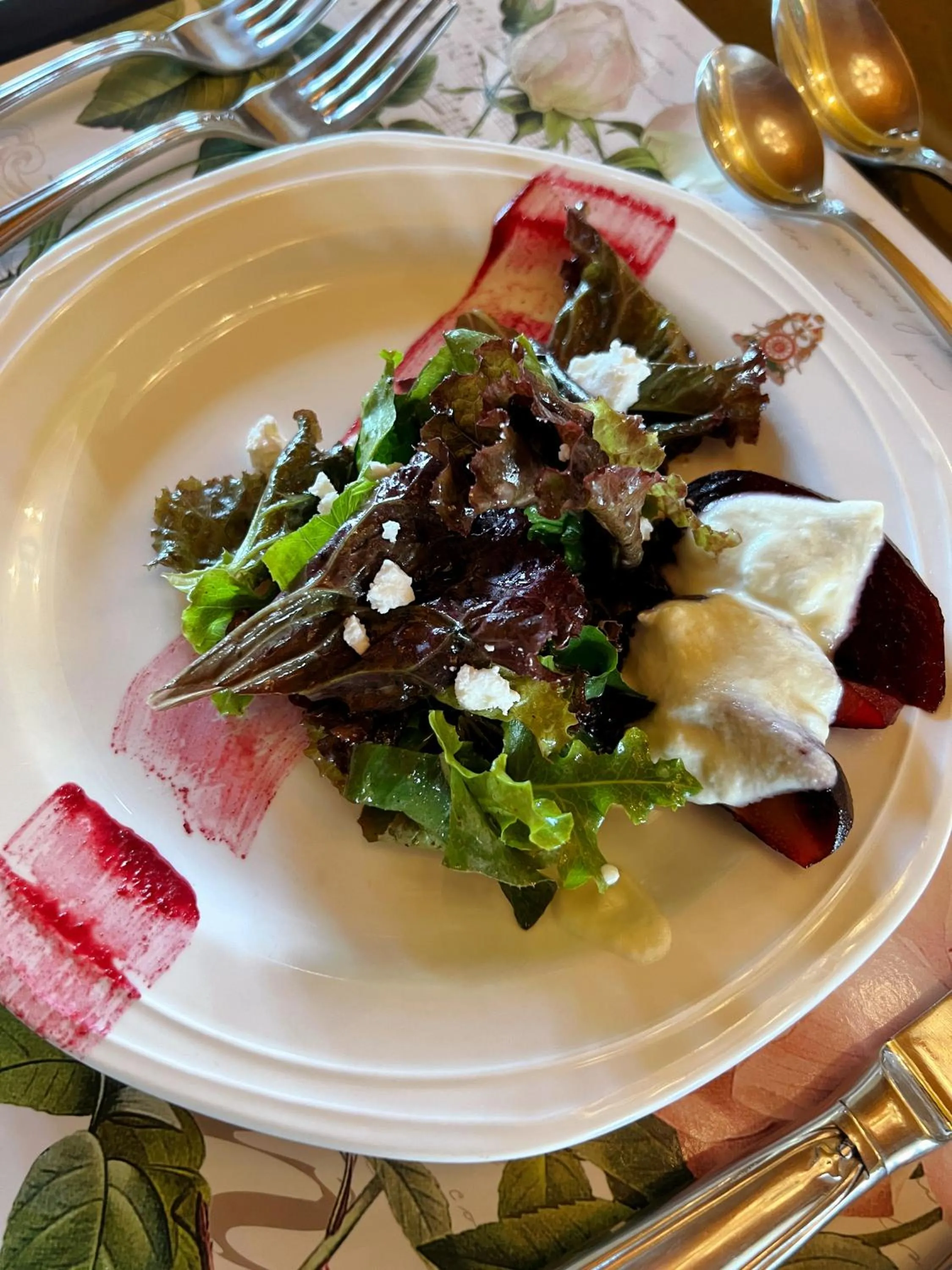 Food and drinks in Karan Mahal