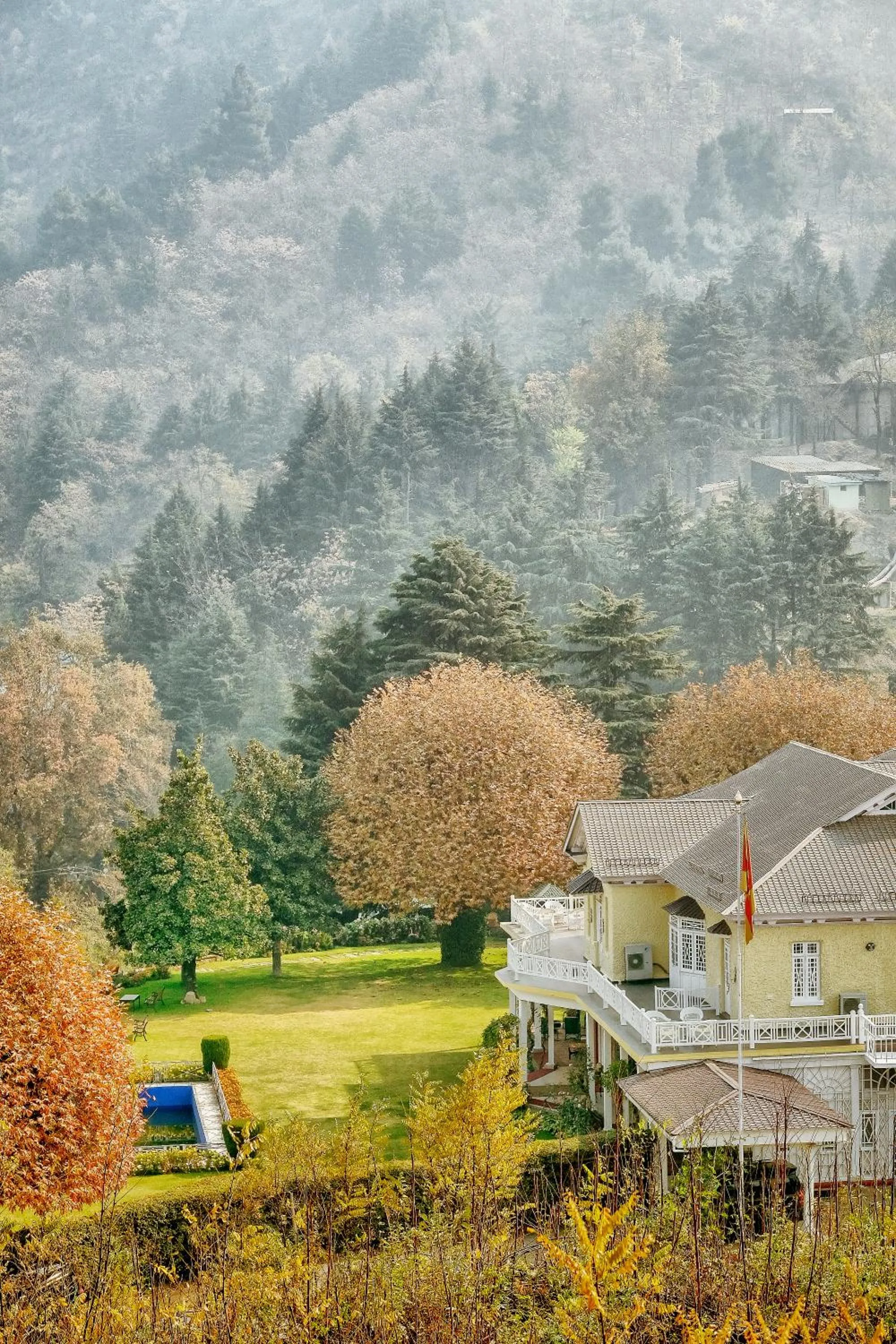 Property building in Karan Mahal