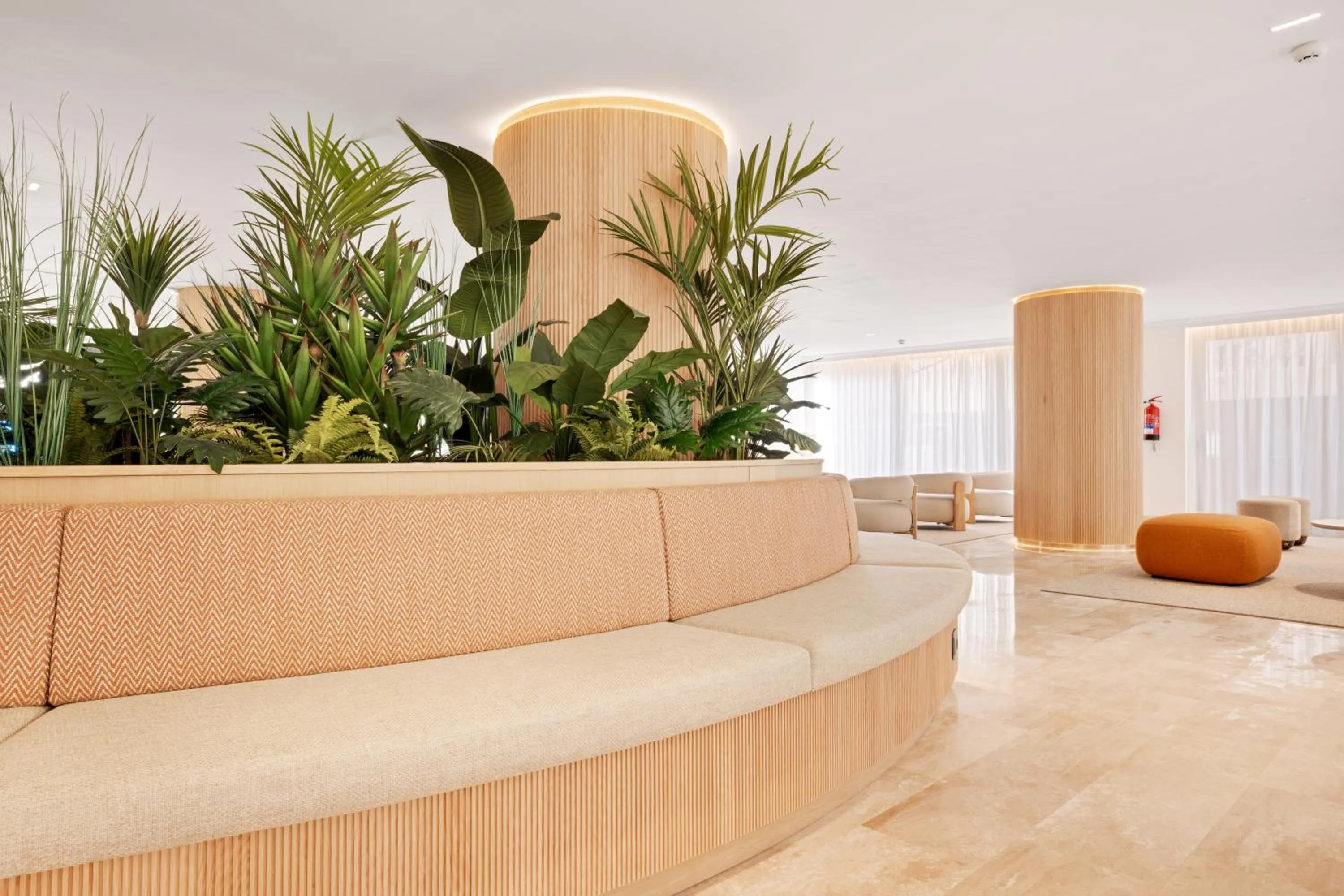 Seating area in Hotel Ipanema Beach