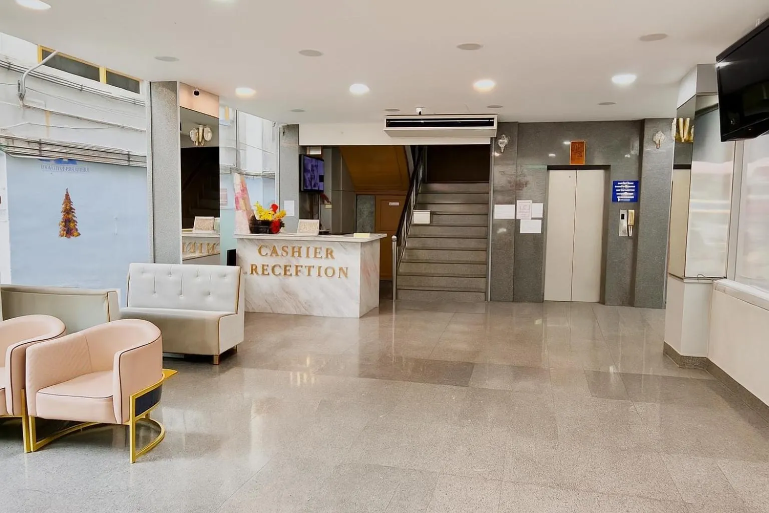 Lobby or reception in ABCYQ Hotel