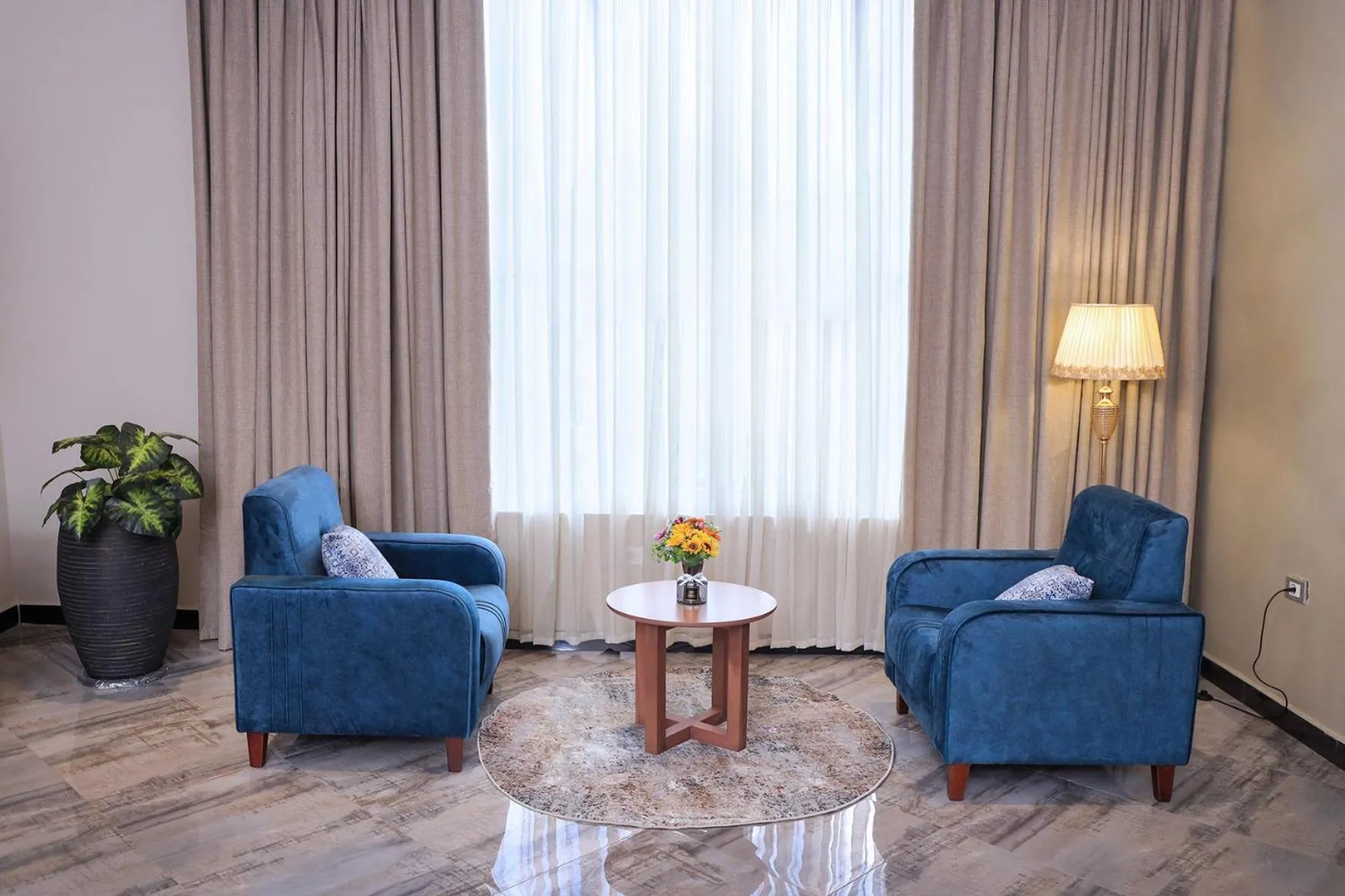 Seating area in South Gate Hotel Apartment